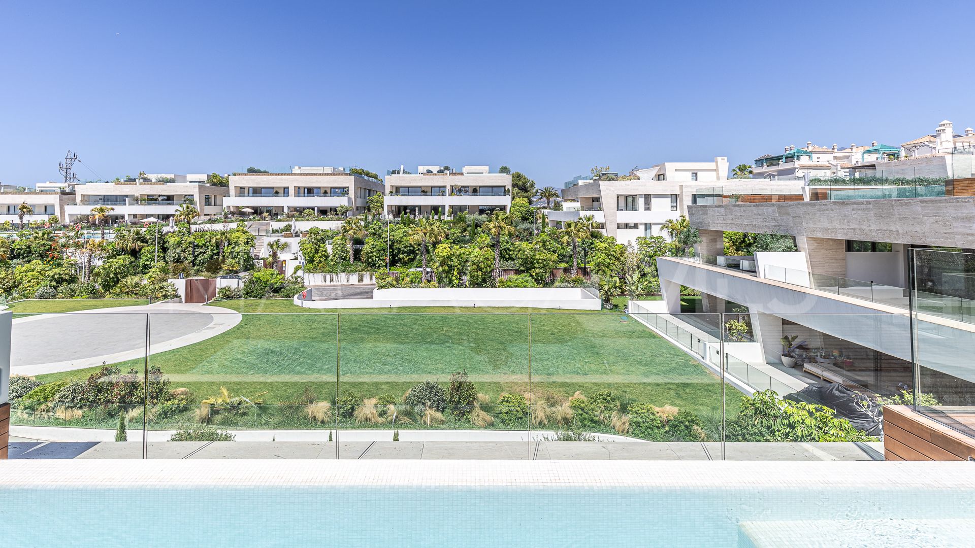 Buy atico duplex in Epic Marbella with 5 bedrooms