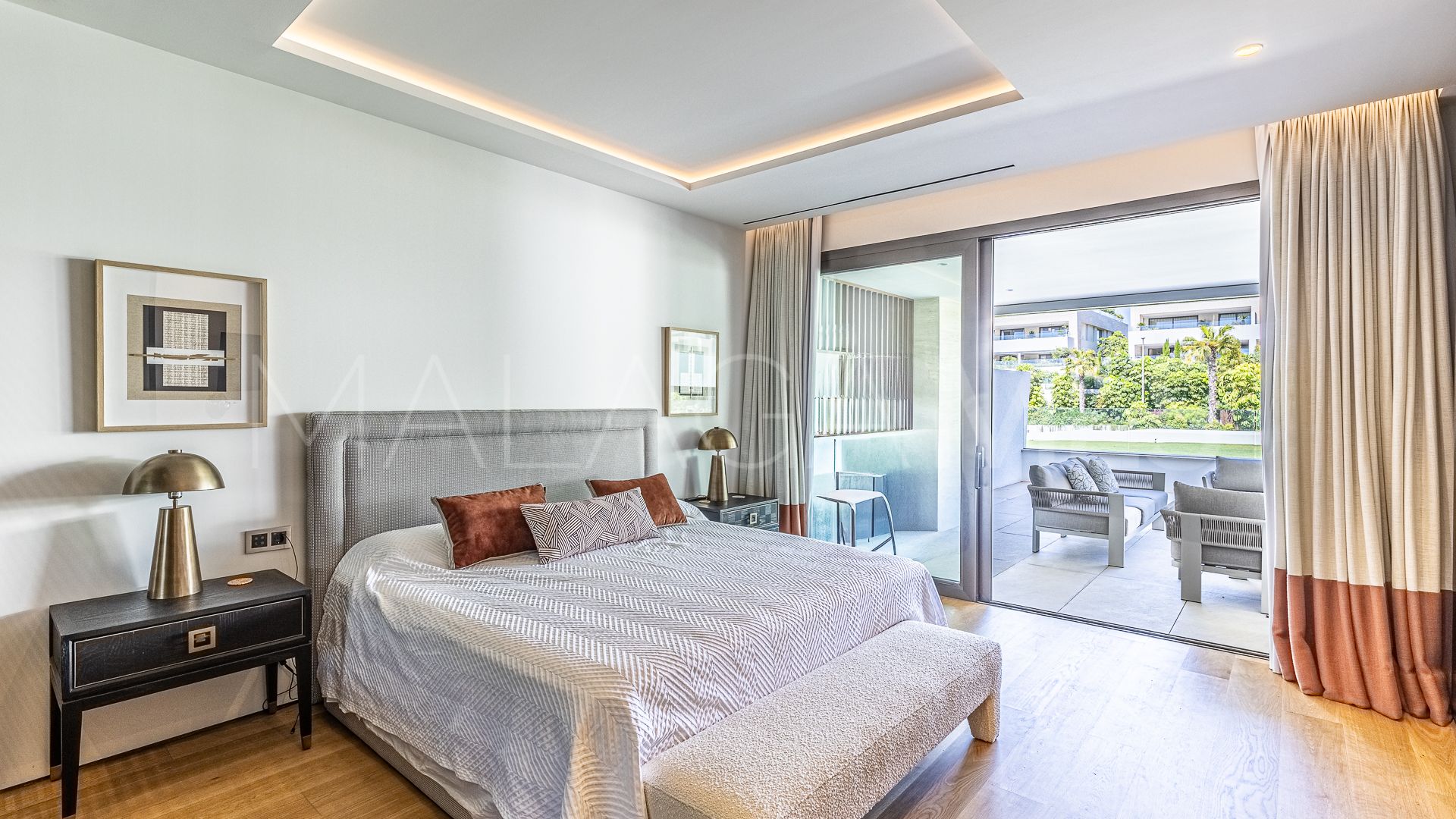 Buy atico duplex in Epic Marbella with 5 bedrooms