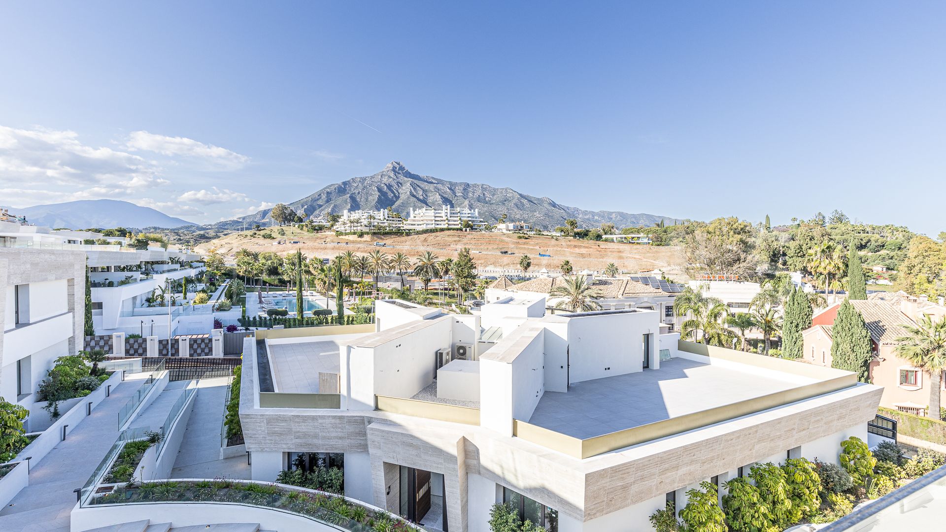 Buy atico duplex in Epic Marbella with 5 bedrooms