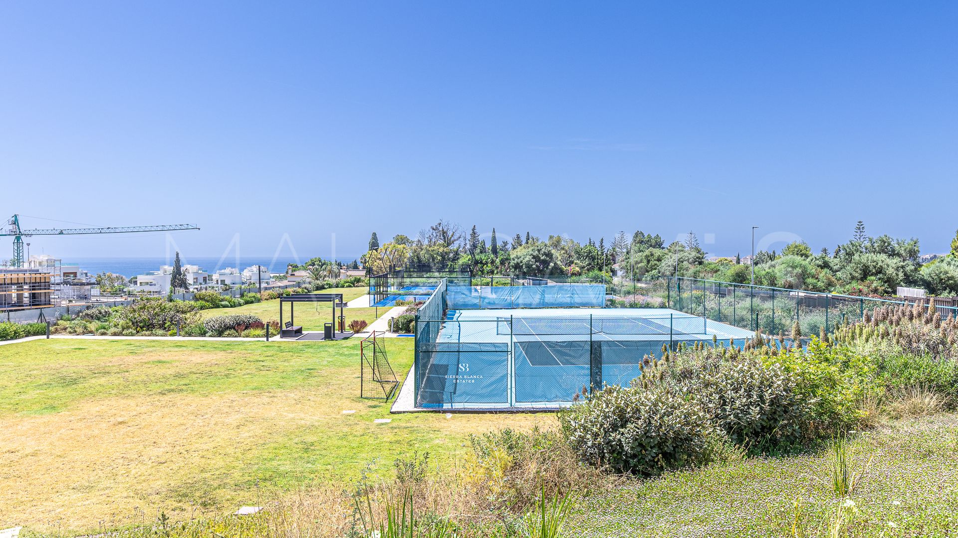 Duplex penthouse for sale in Epic Marbella
