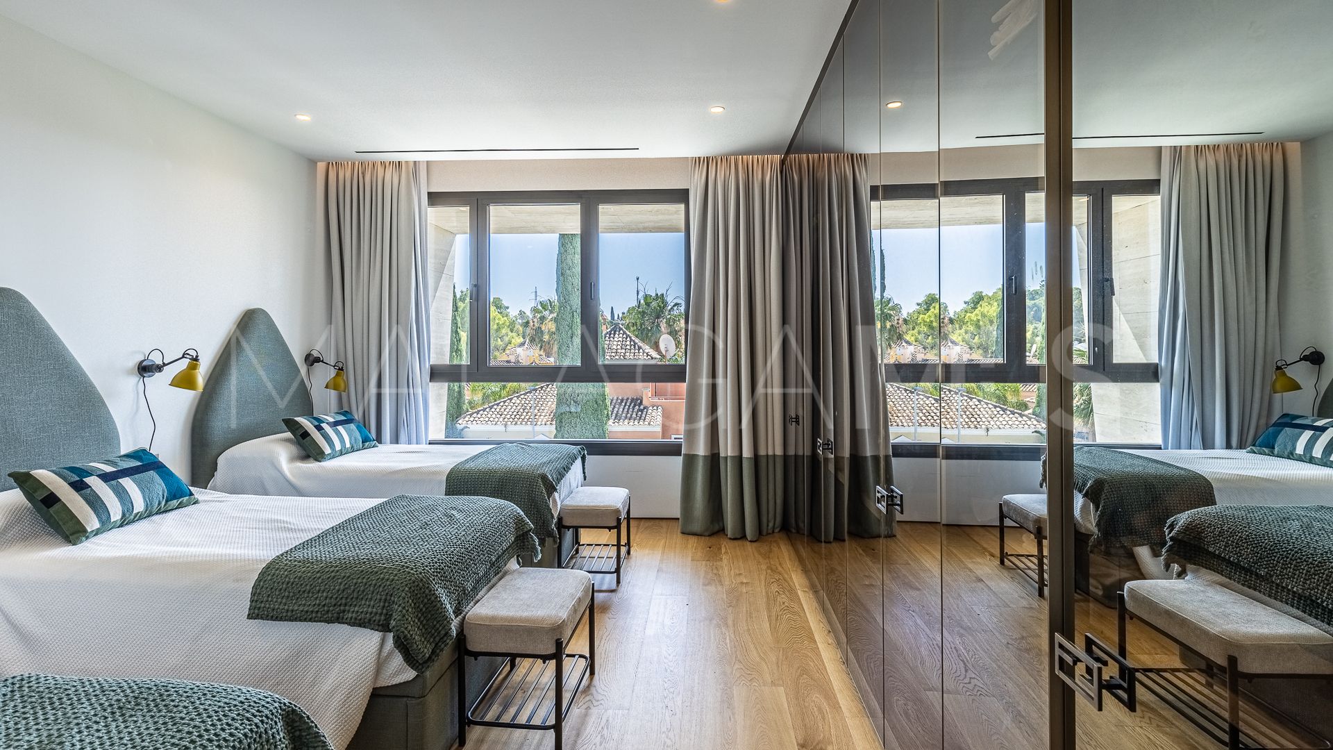 Buy atico duplex in Epic Marbella with 5 bedrooms