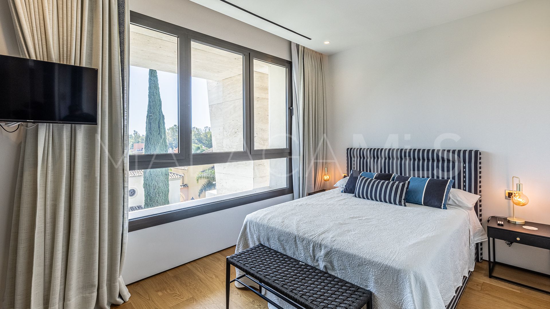 Buy atico duplex in Epic Marbella with 5 bedrooms