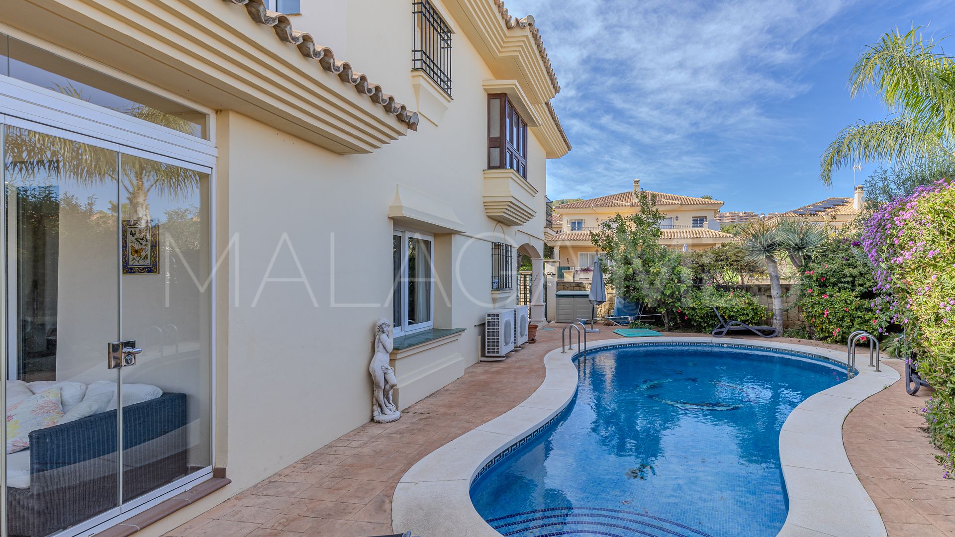Parvilla for sale in Riviera del Sol