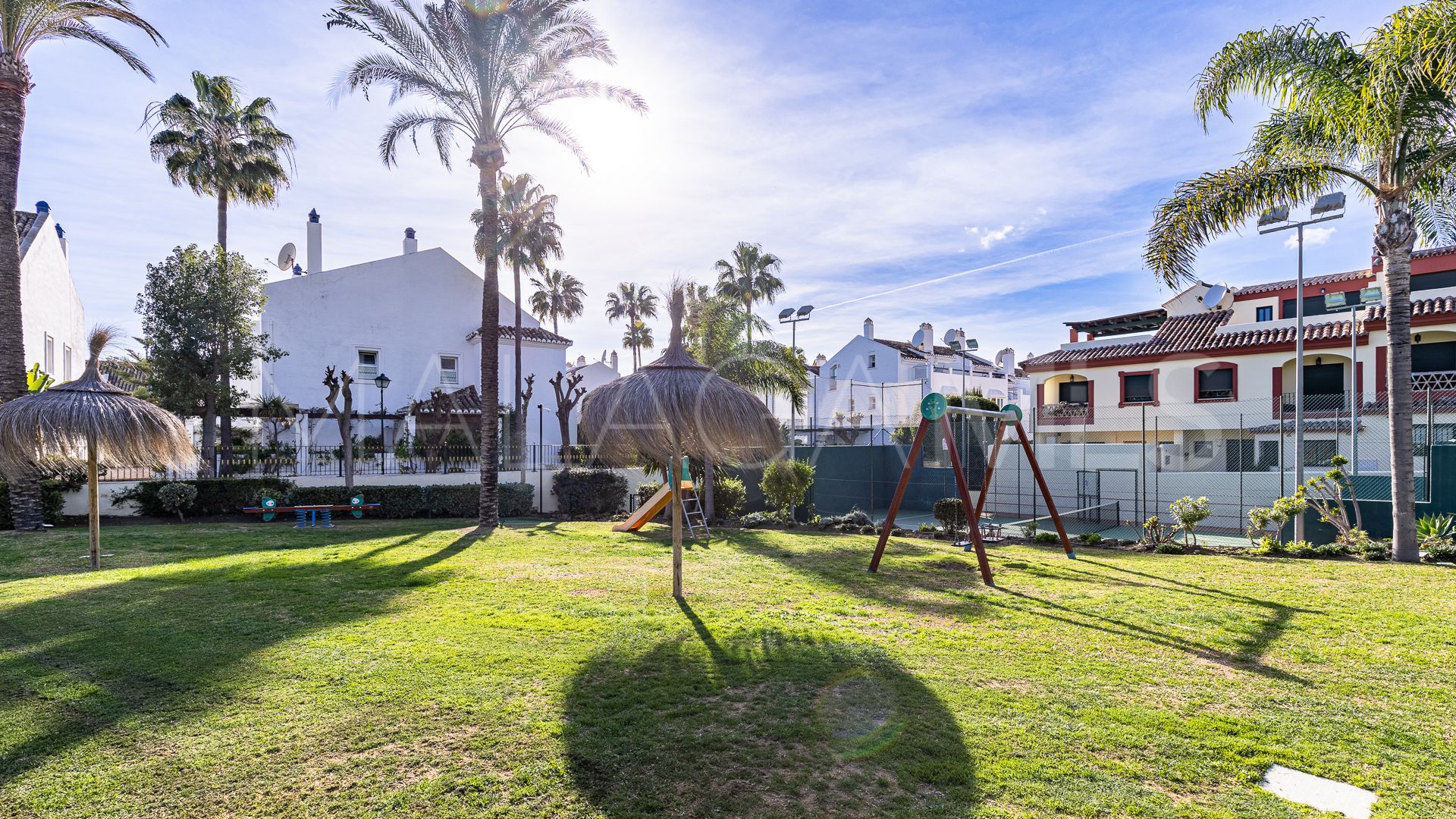Radhus for sale in Jardines de Doña Maria