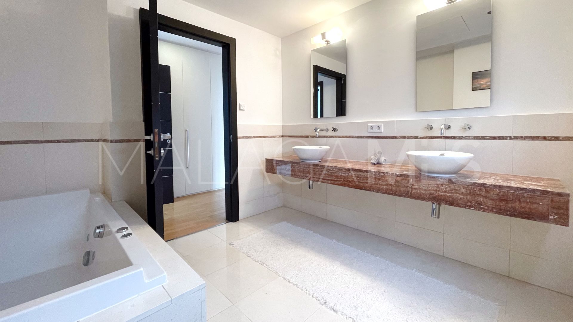Maison jumelée for sale in Meisho Hills