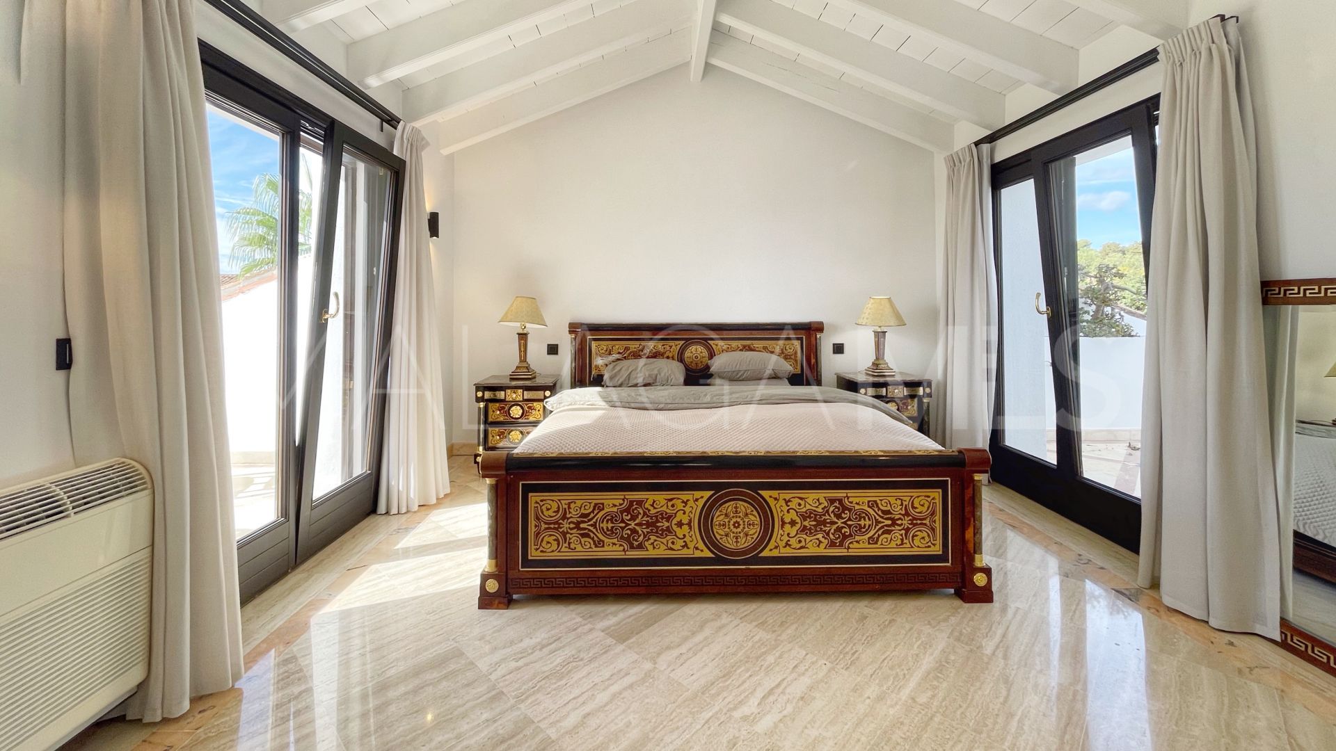 Duplex penthouse for sale in Monte Paraiso Country Club