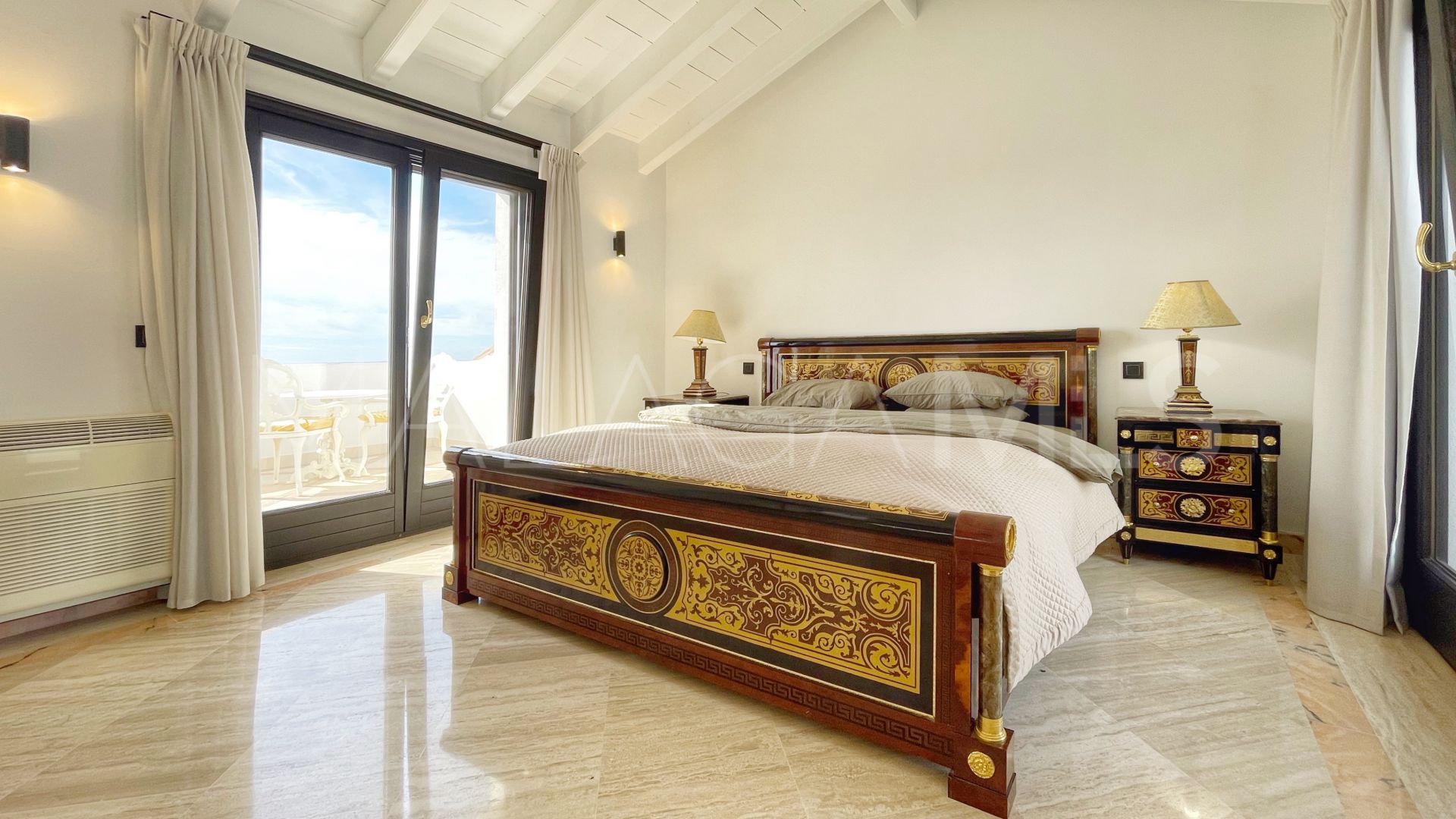 Duplex penthouse for sale in Monte Paraiso Country Club