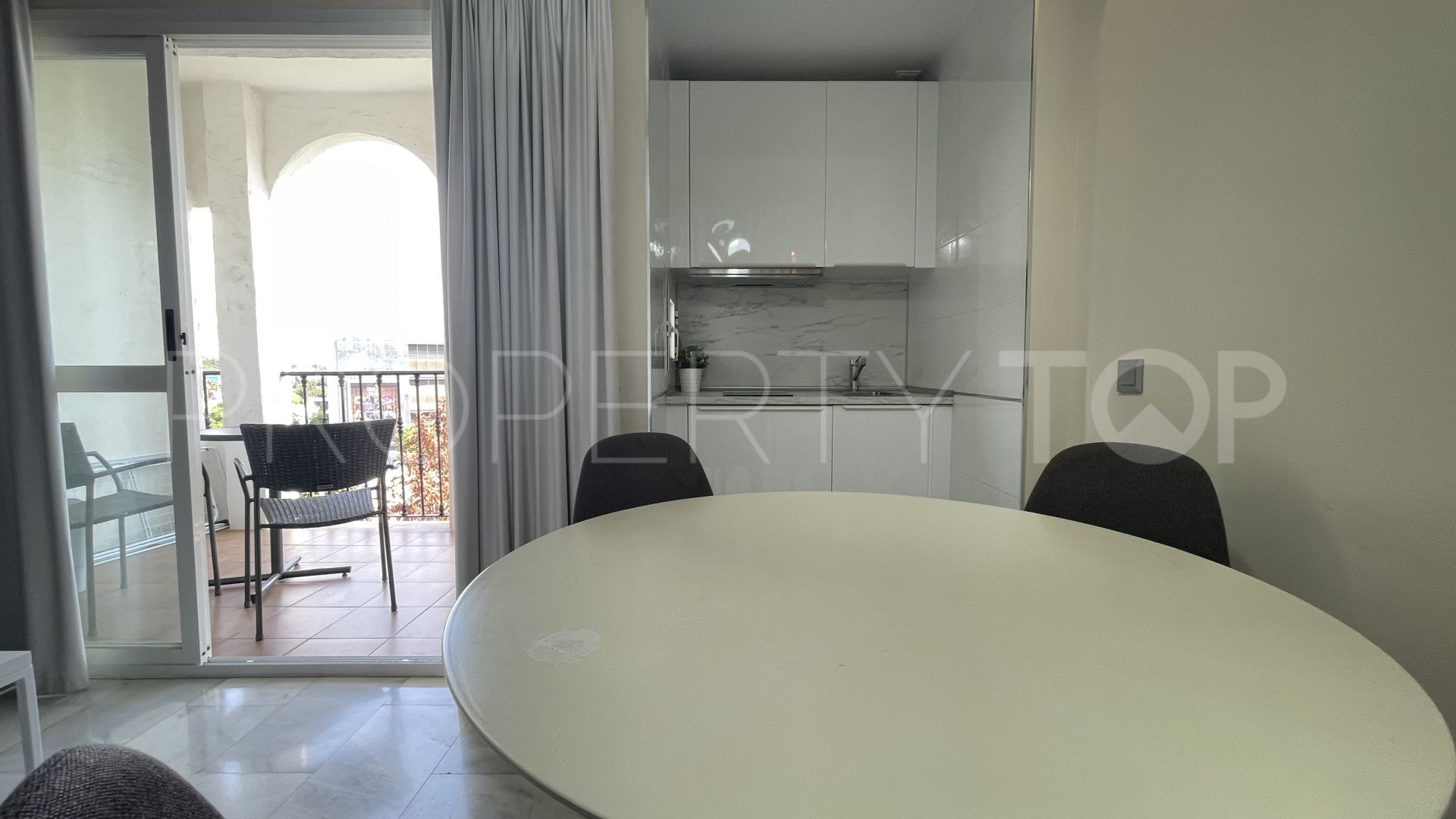 For sale apartment in Marbella - Puerto Banus