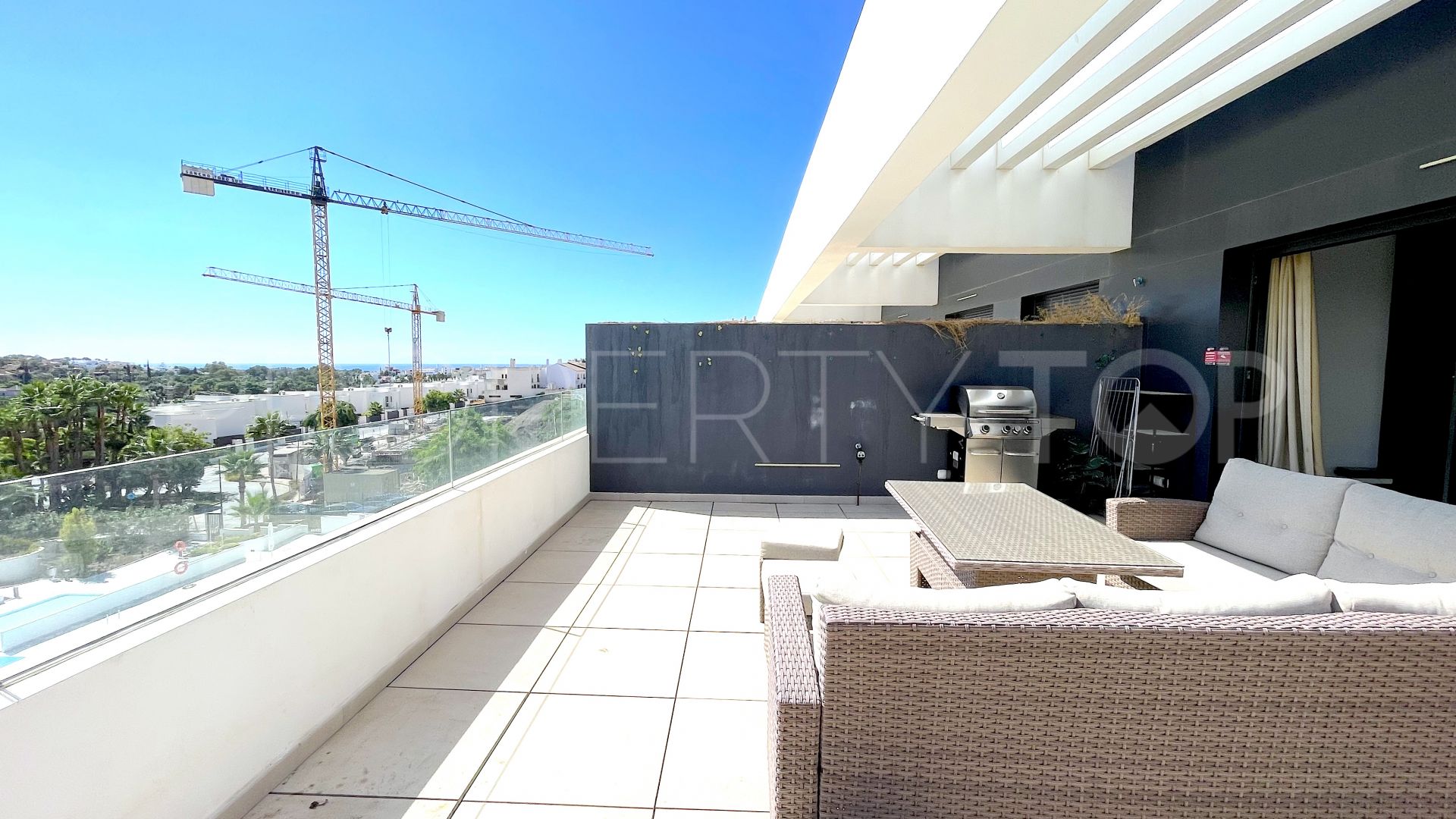 For sale duplex penthouse with 2 bedrooms in El Campanario Hills