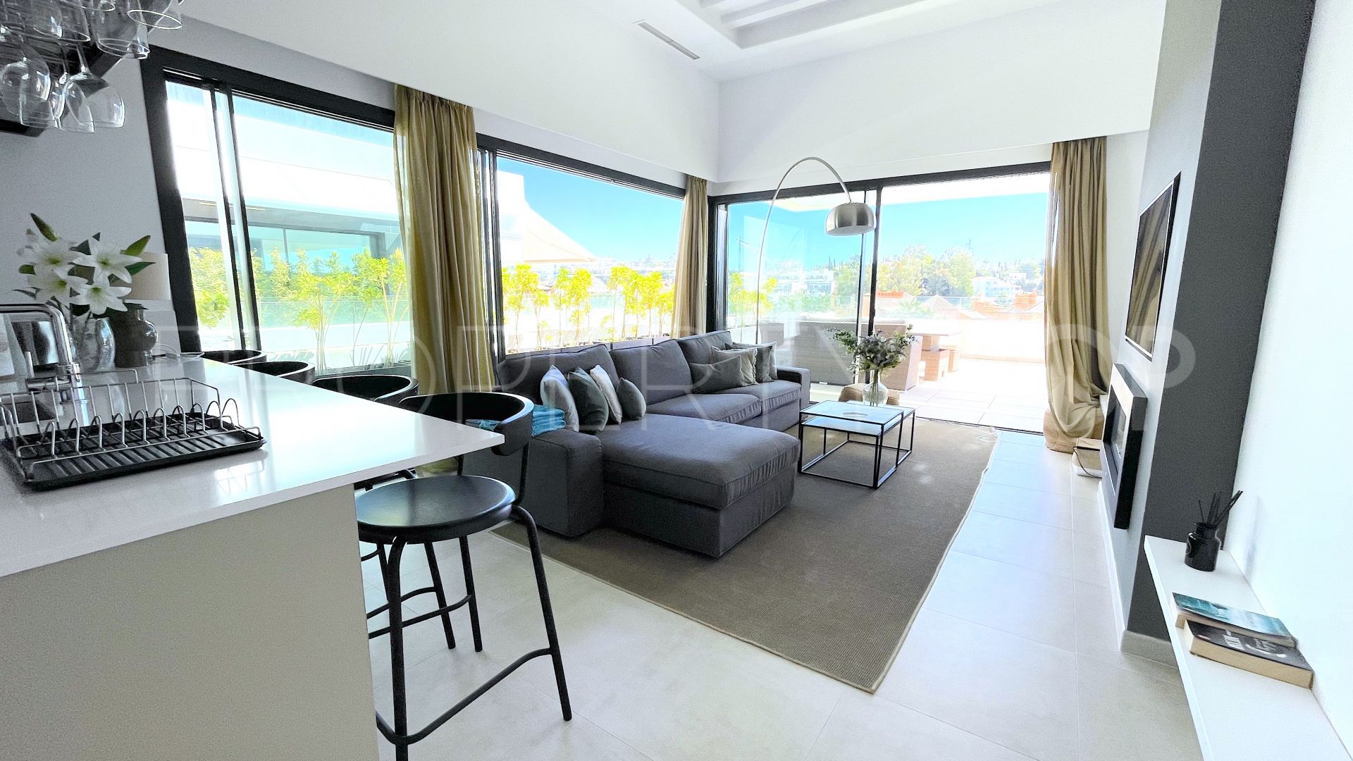 For sale duplex penthouse with 2 bedrooms in El Campanario Hills