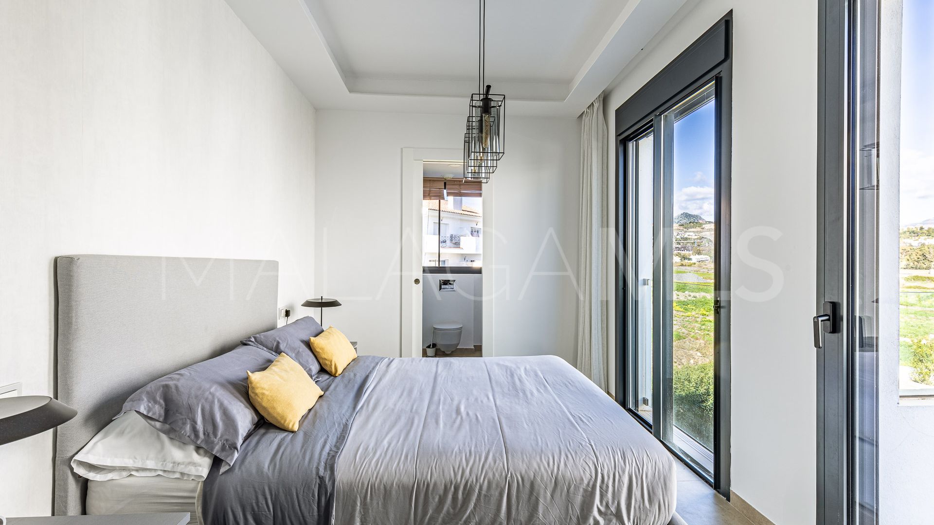 For sale El Campanario Hills 2 bedrooms duplex penthouse
