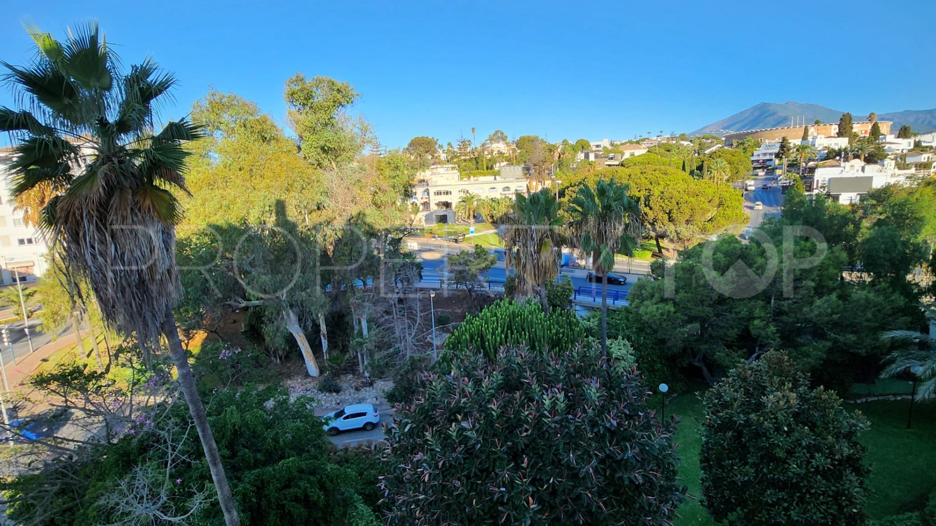 Apartment for sale in Marbella - Puerto Banus with 1 bedroom