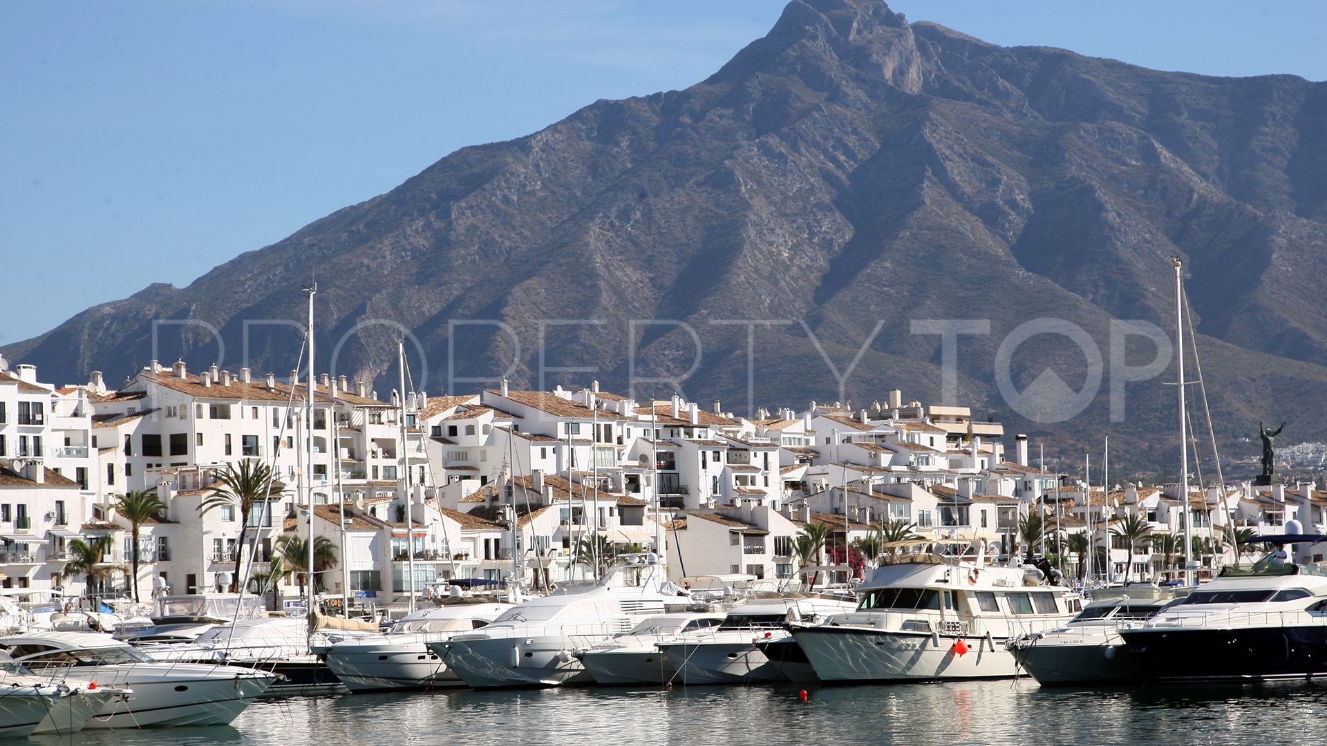 Penthouse for sale in Marbella - Puerto Banus