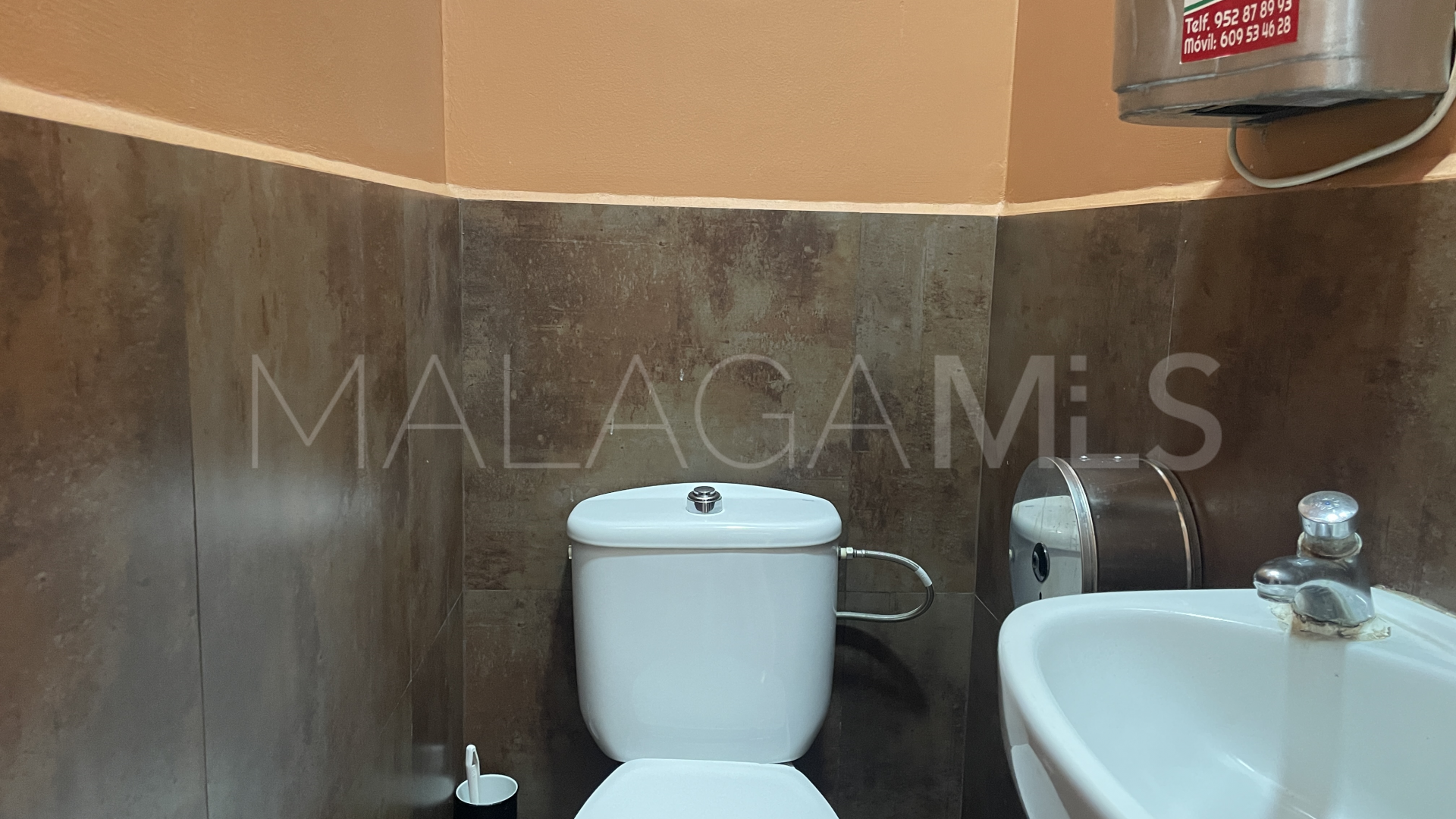 For sale La Campana commercial premises