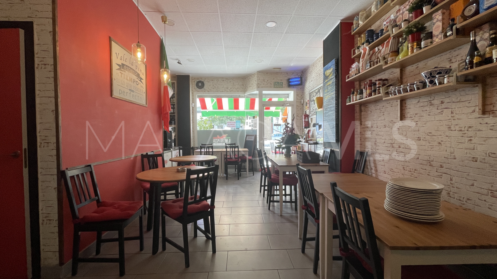 For sale La Campana commercial premises