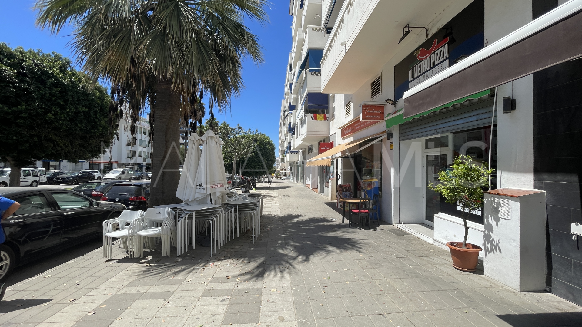 For sale La Campana commercial premises