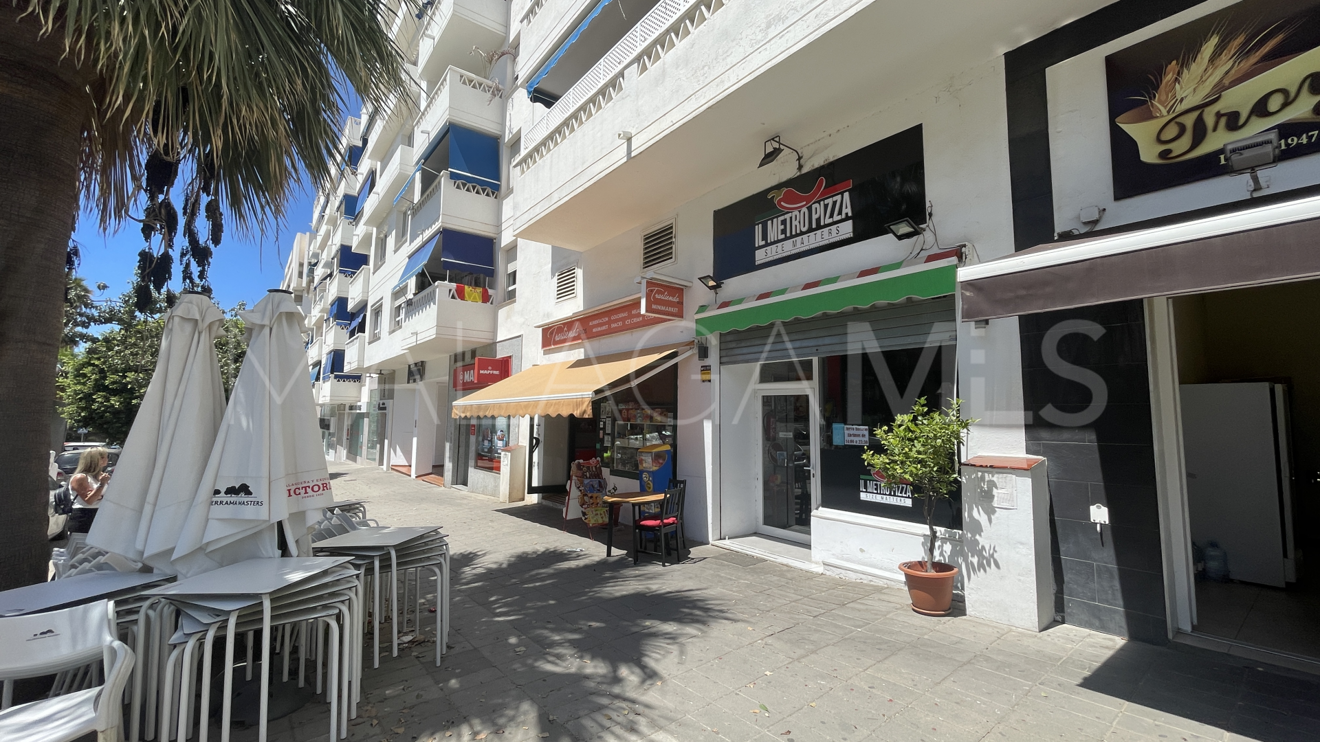 For sale La Campana commercial premises