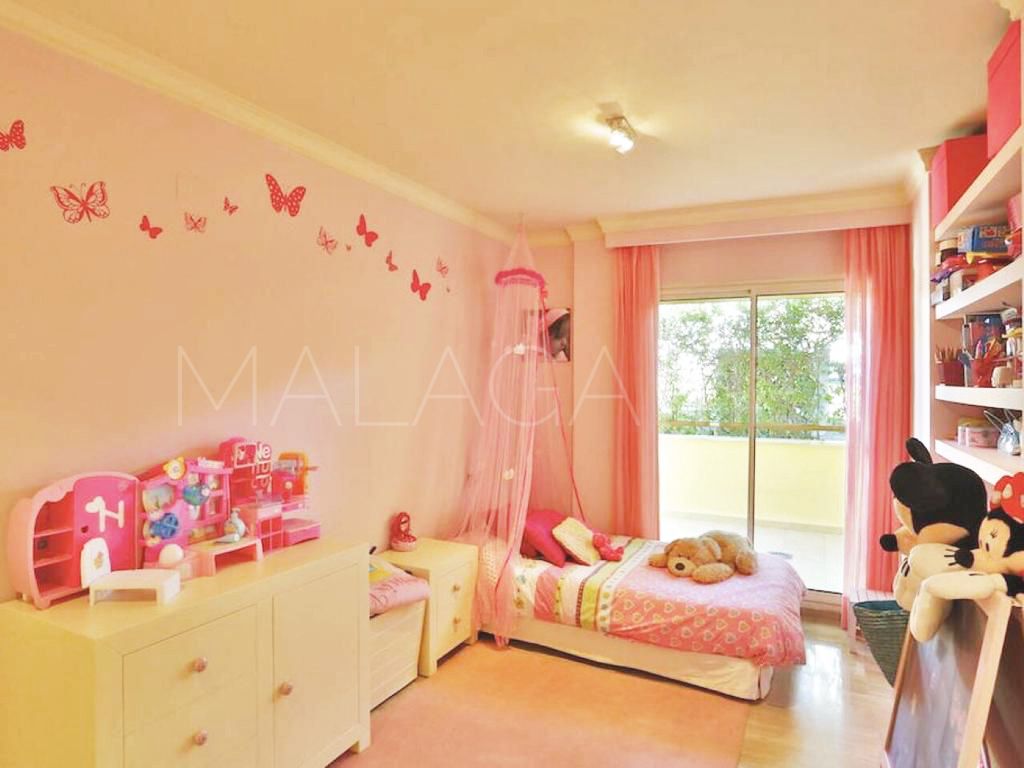 Apartamento planta baja for sale in Condado de Sierra Blanca