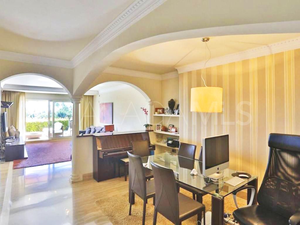 Apartamento planta baja for sale in Condado de Sierra Blanca