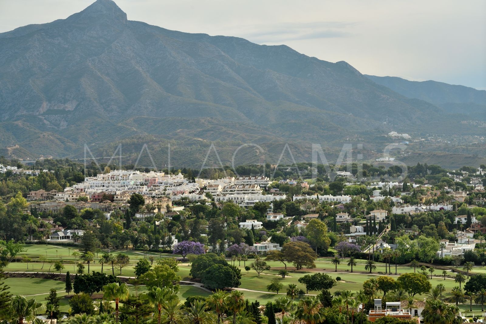 Villa for sale in Casasola