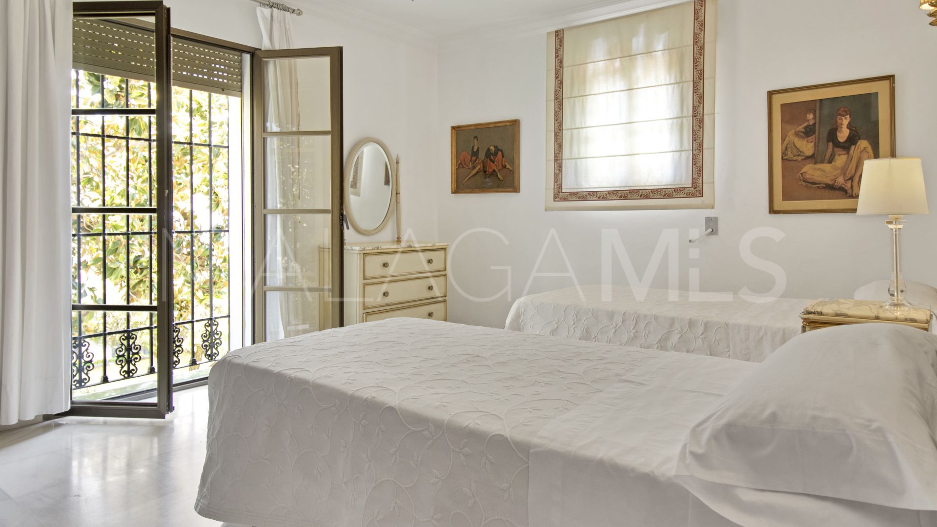 Villa for sale in Cortijo Blanco