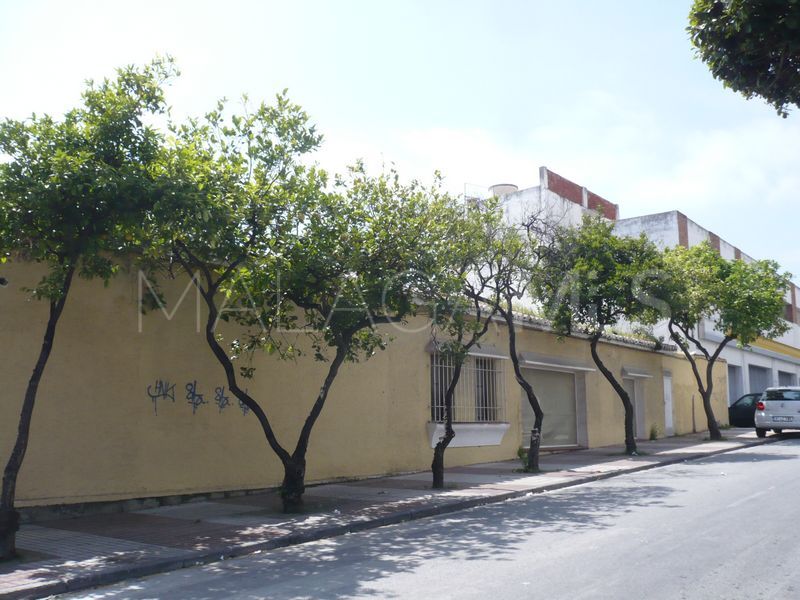 San Pedro de Alcantara, local comercial a la venta