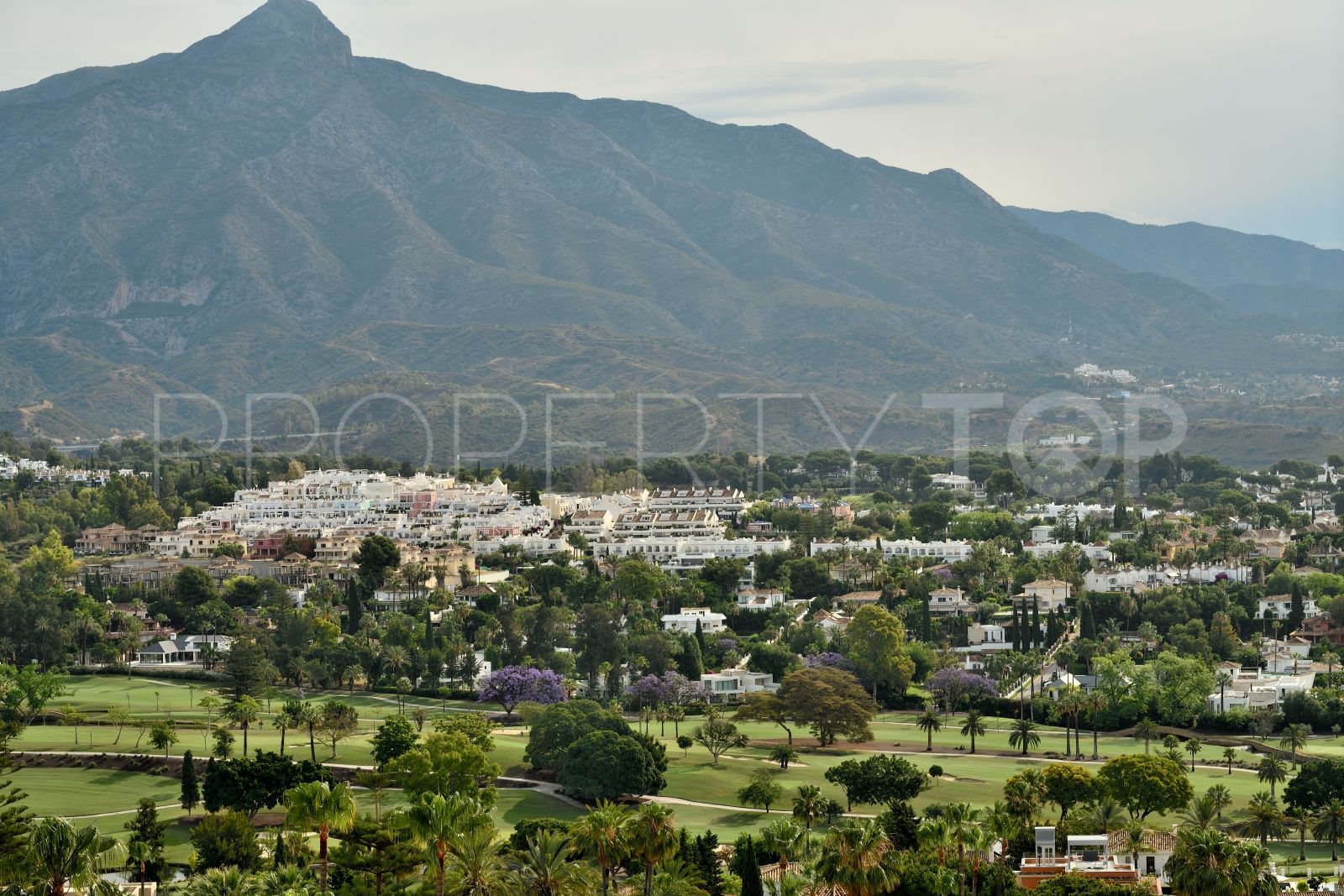 Apartment with 2 bedrooms for sale in Marina Banus
