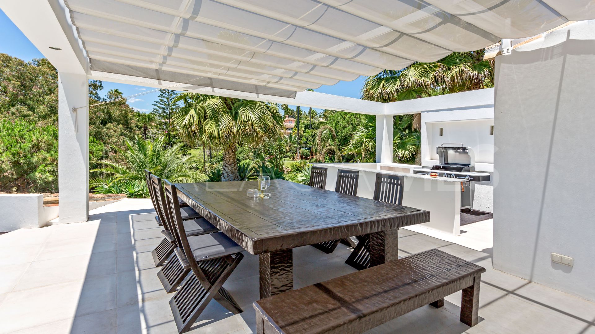 Villa for sale in Hacienda las Chapas