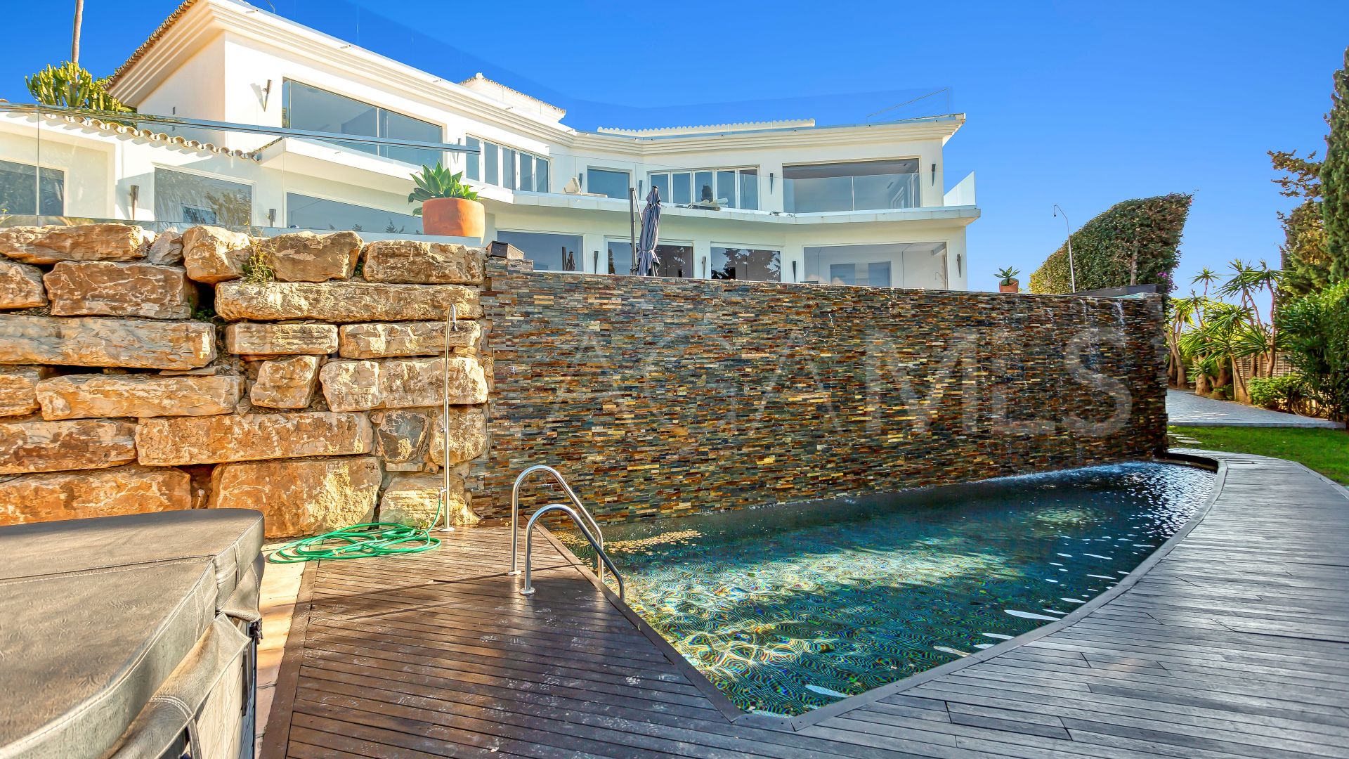 Villa for sale in Hacienda las Chapas
