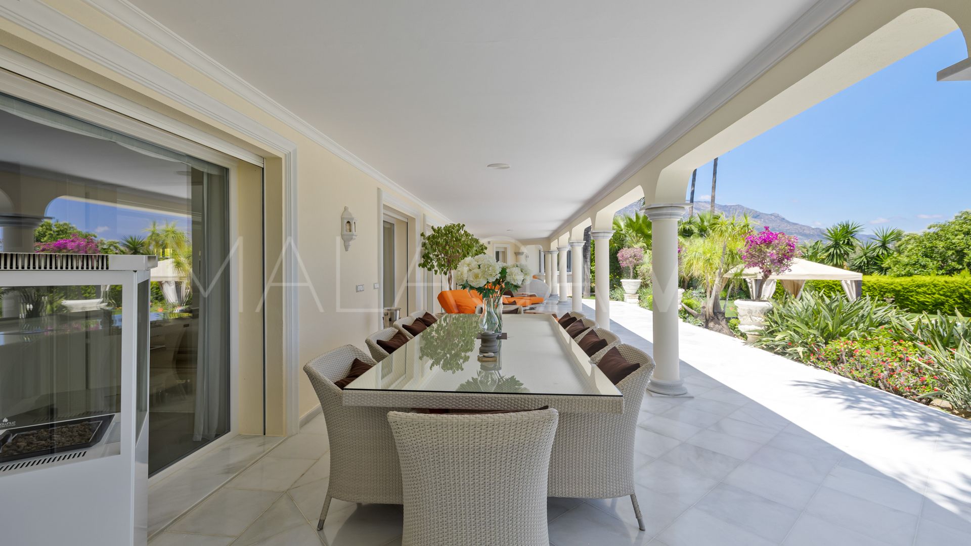 Villa for sale in Marbella - Puerto Banus