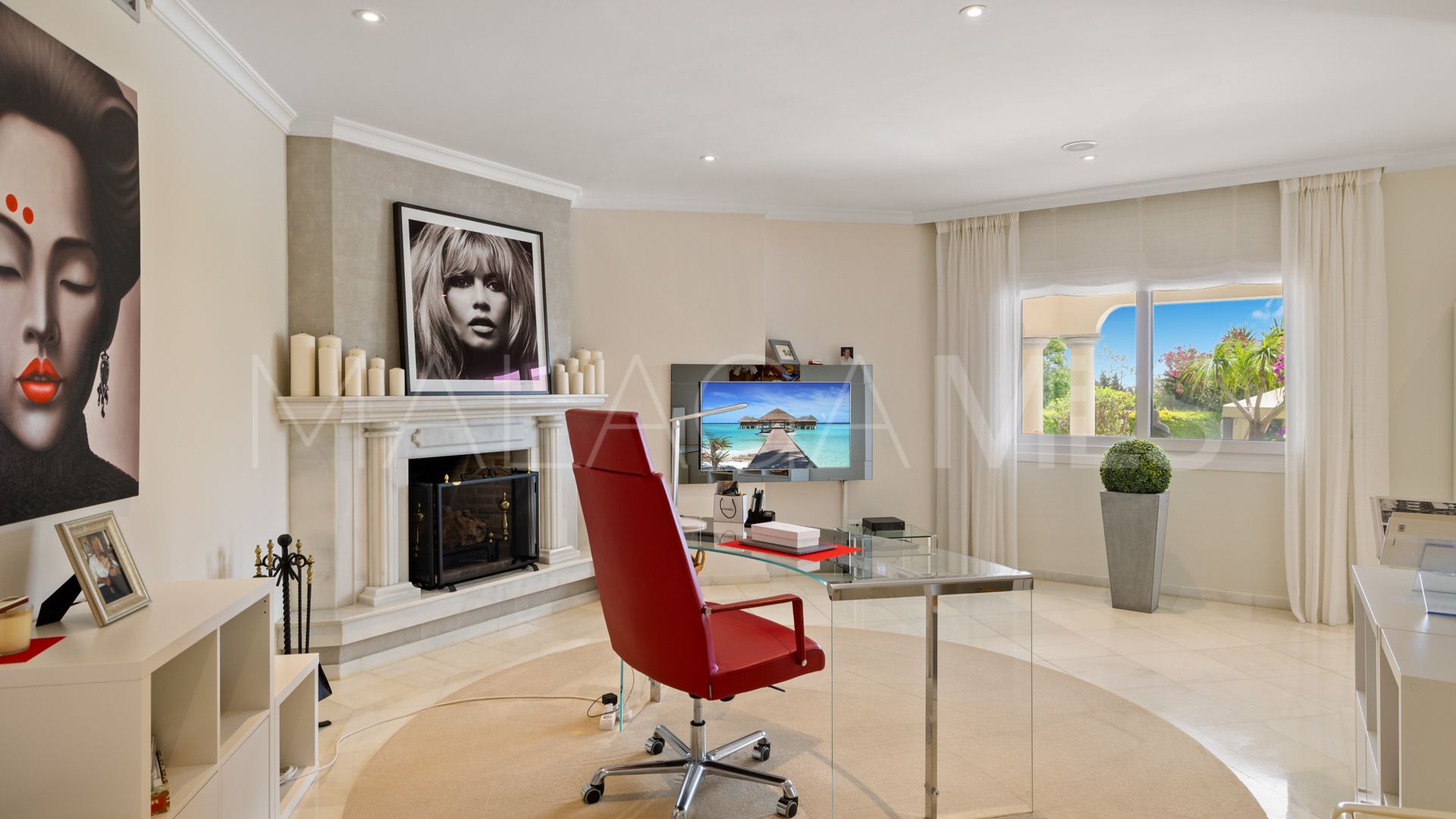 Villa for sale in Marbella - Puerto Banus