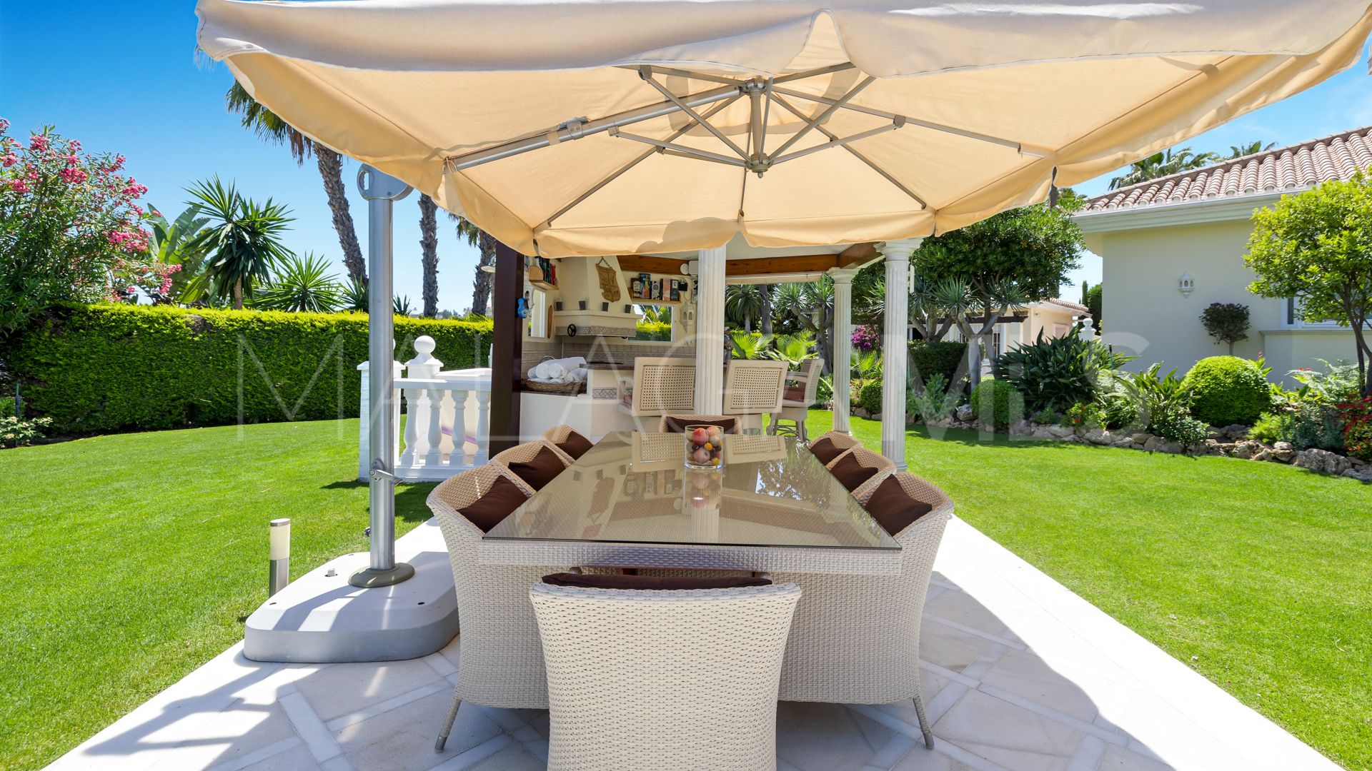 Villa for sale in Marbella - Puerto Banus