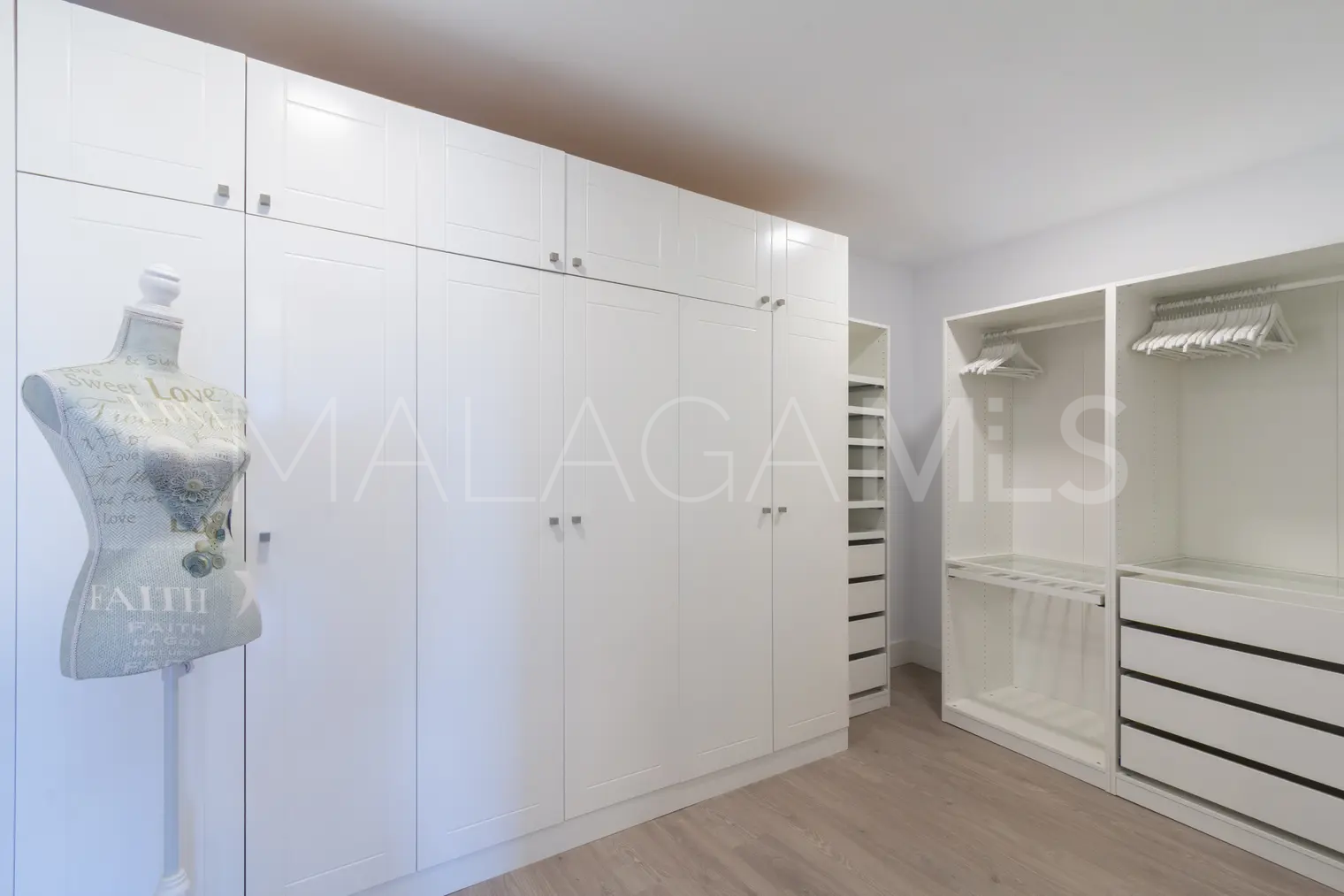 Reihenhaus for sale in Selwo