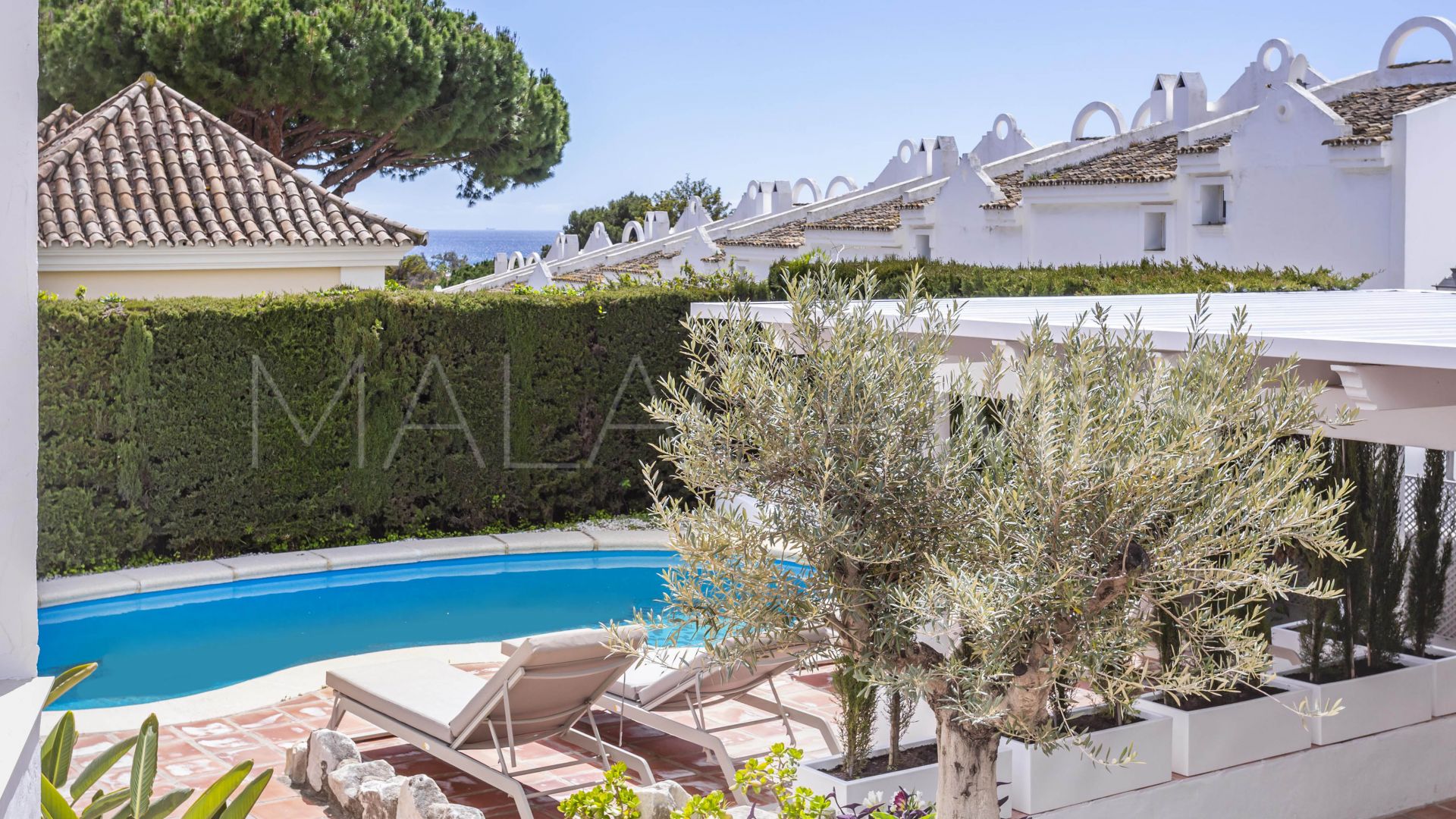Bungalow for sale in Cabopino