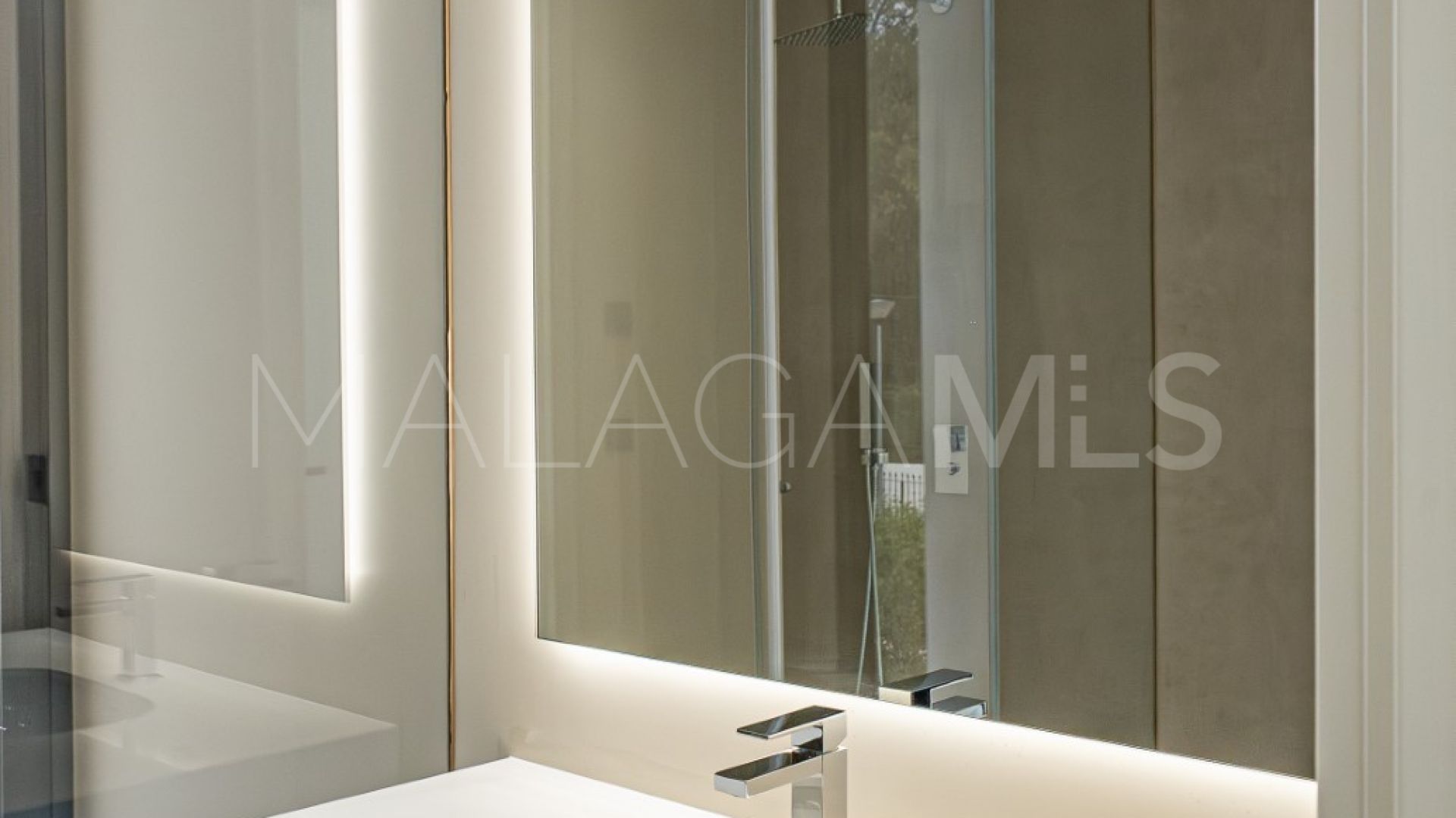 Villa for sale in Rio Verde Playa