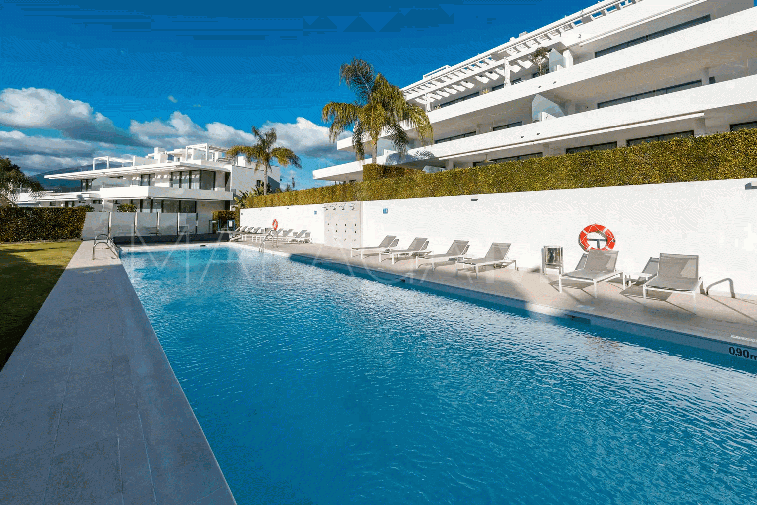 Appartement terrasse for sale in Estepona Est
