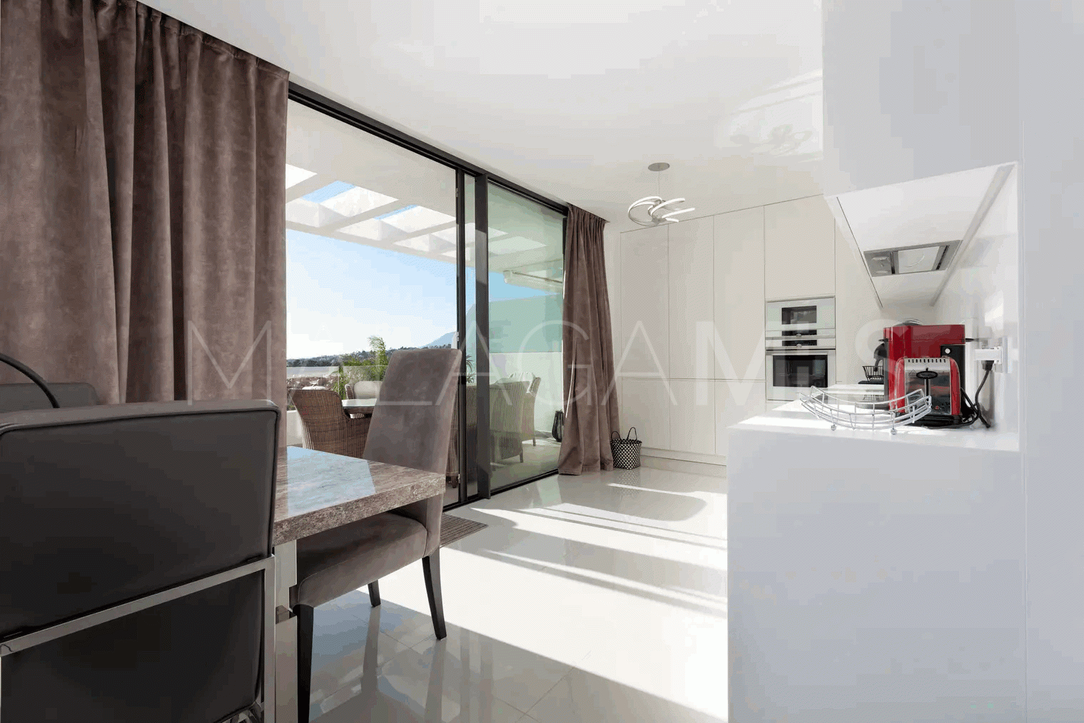 Appartement terrasse for sale in Estepona Est