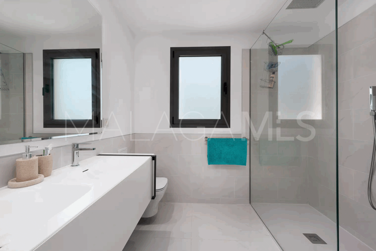Appartement terrasse for sale in Estepona Est