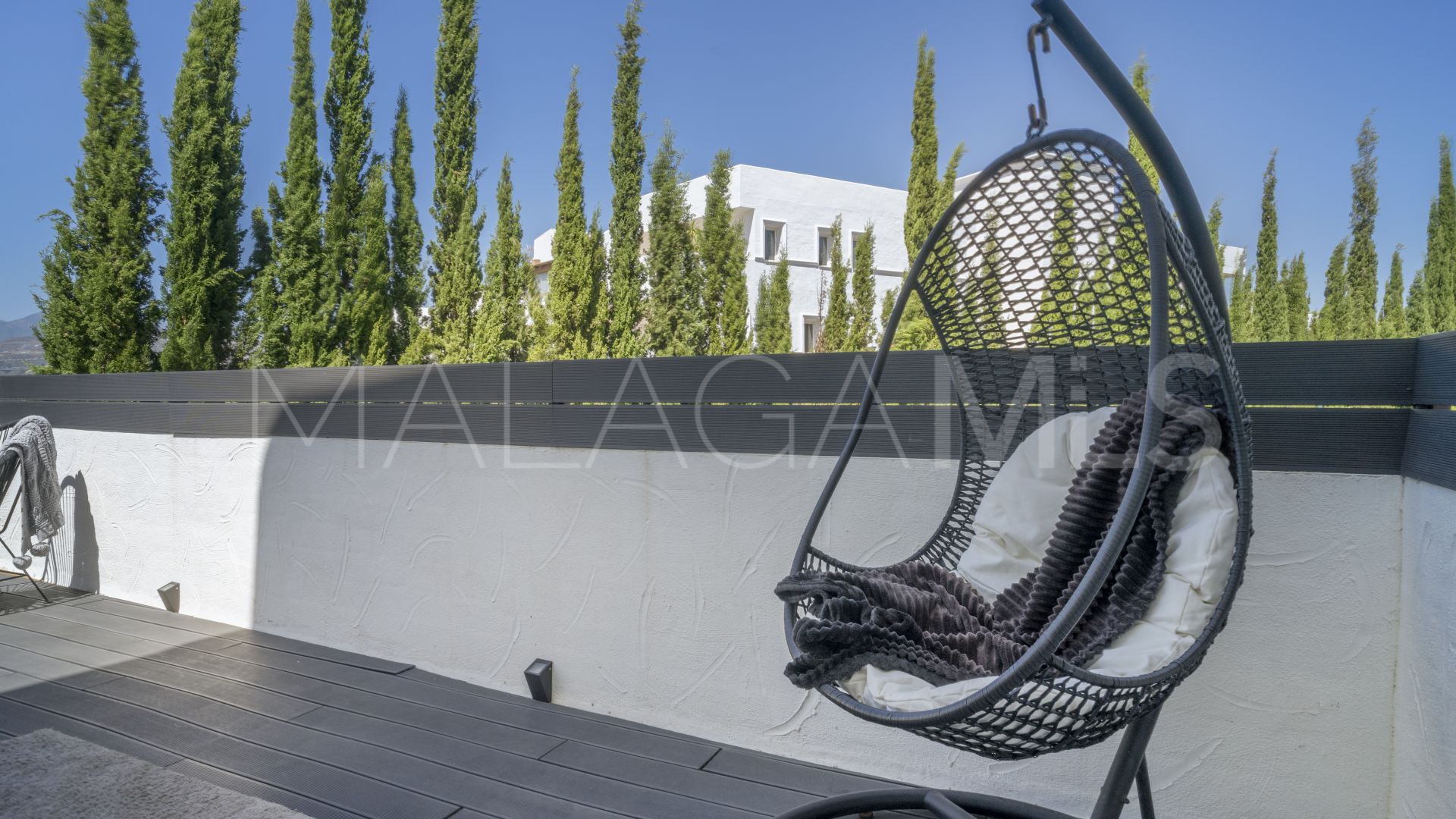 Apartamento planta baja de 2 bedrooms a la venta in Nueva Andalucia