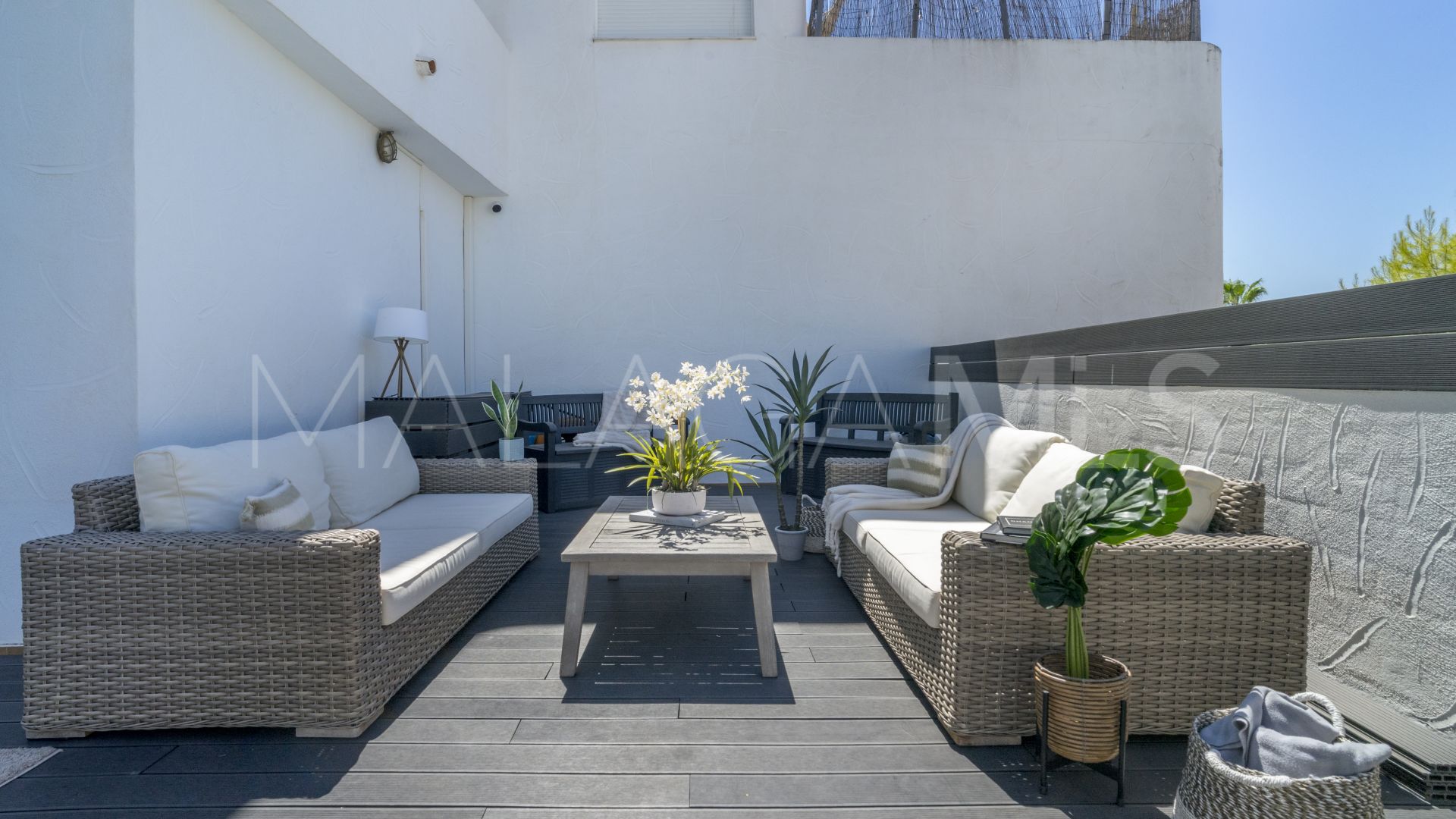 Apartamento planta baja de 2 bedrooms a la venta in Nueva Andalucia