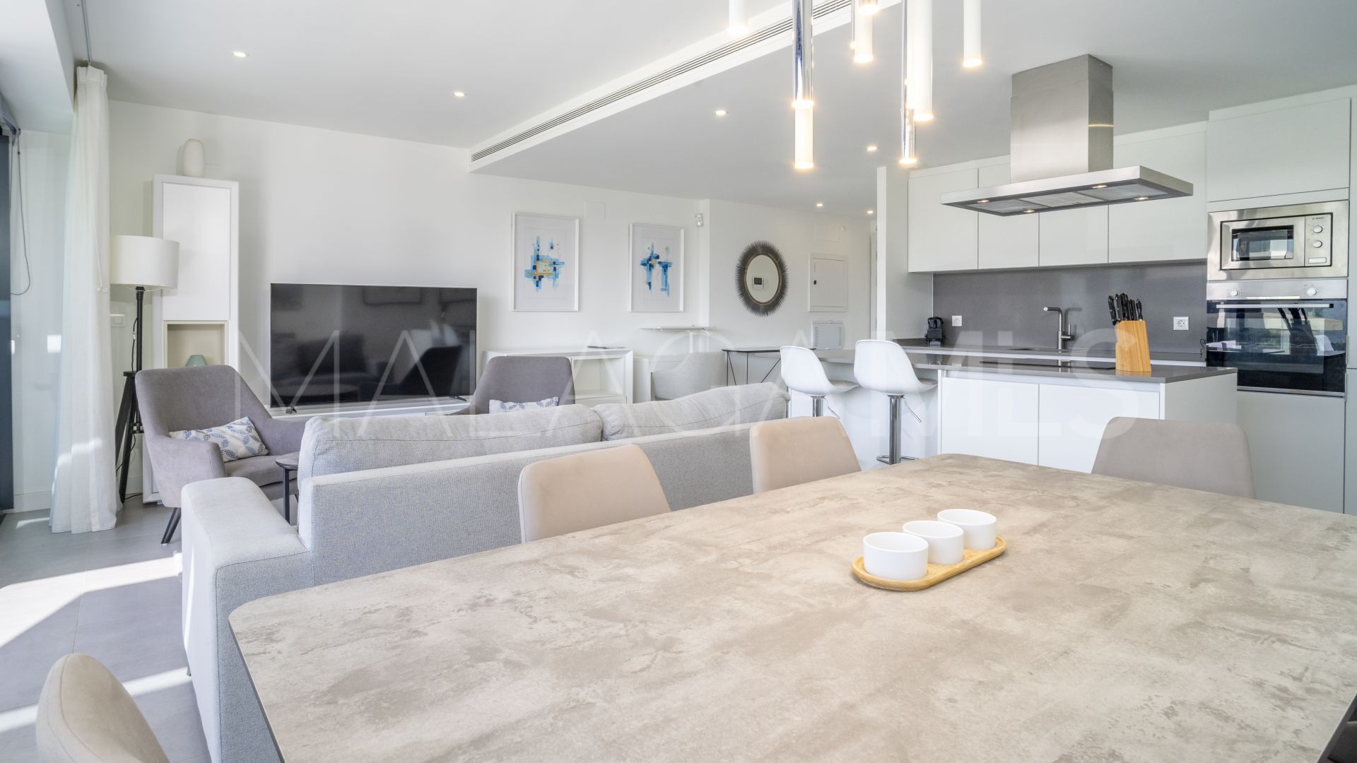 Apartamento for sale in Estepona Este with 3 bedrooms