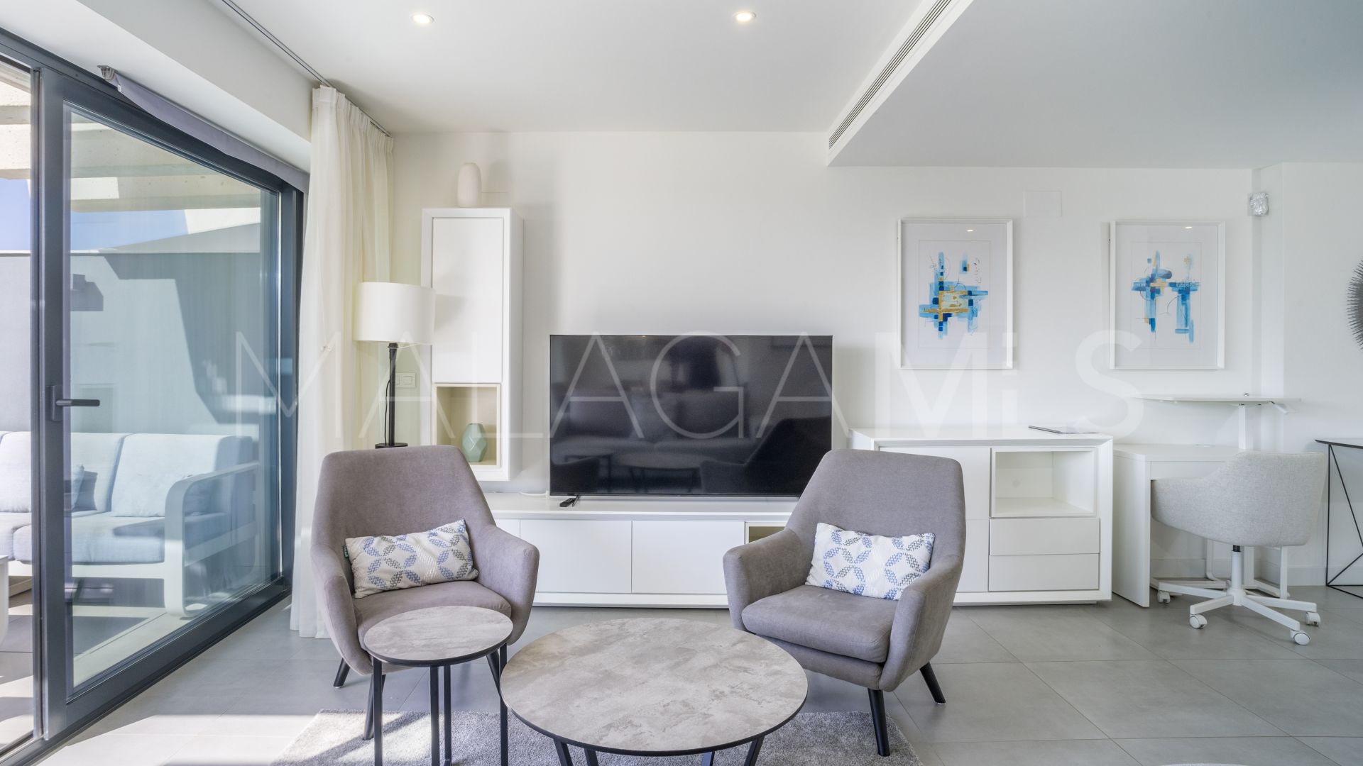 Apartamento for sale in Estepona Este with 3 bedrooms