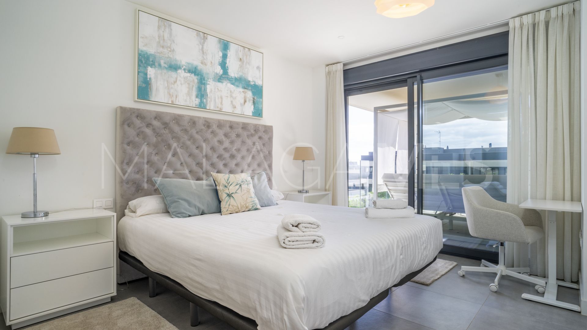 Apartamento for sale in Estepona Este with 3 bedrooms