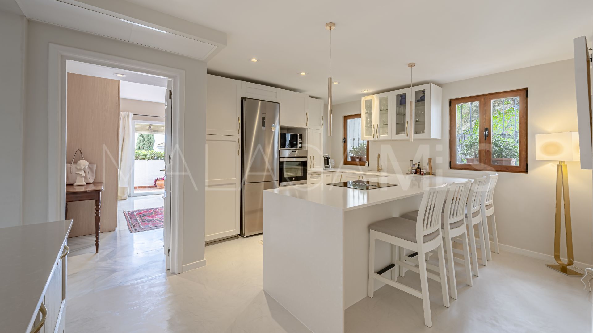 Apartamento a la venta in Las Colinas de Marbella