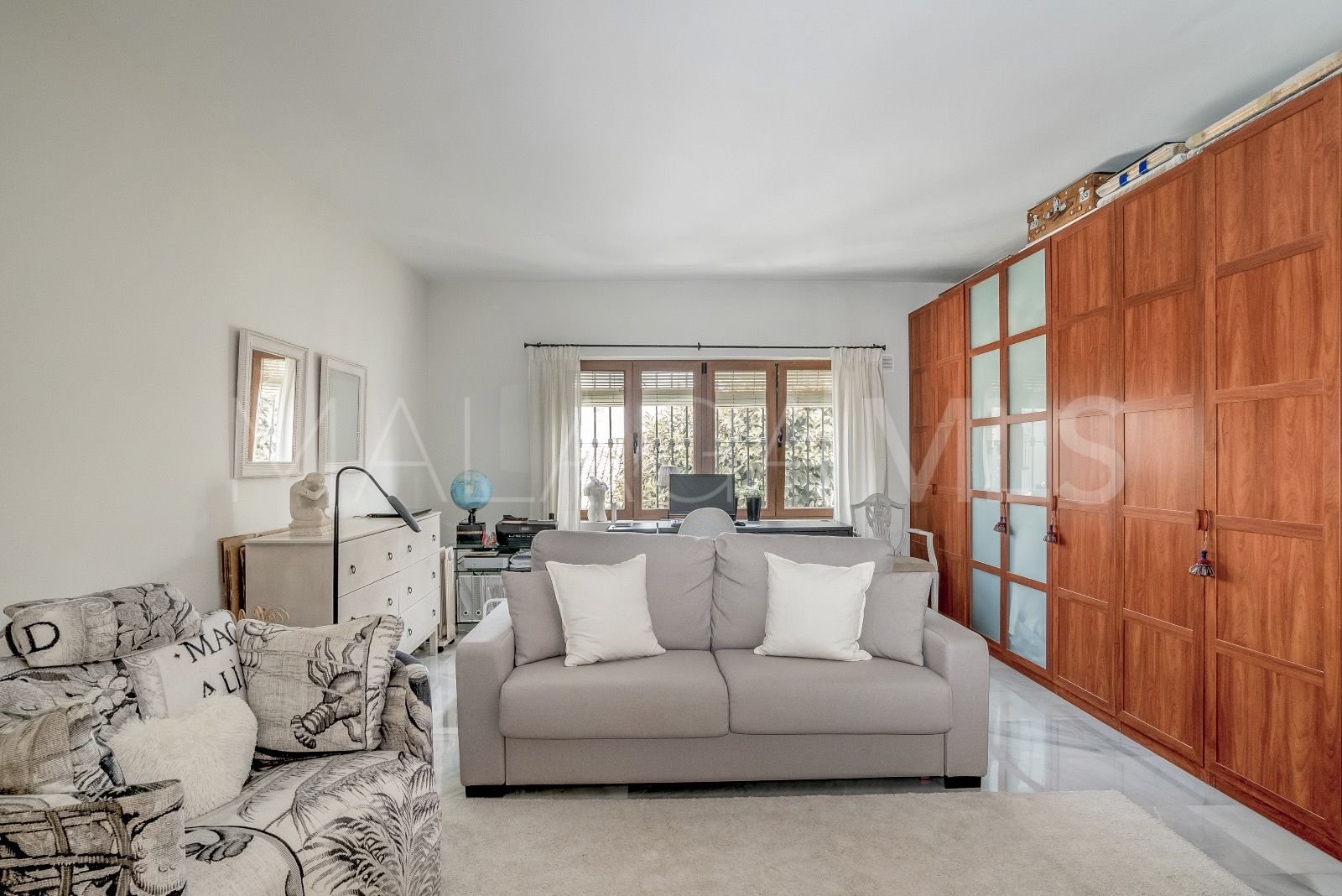 Apartamento a la venta in Las Colinas de Marbella