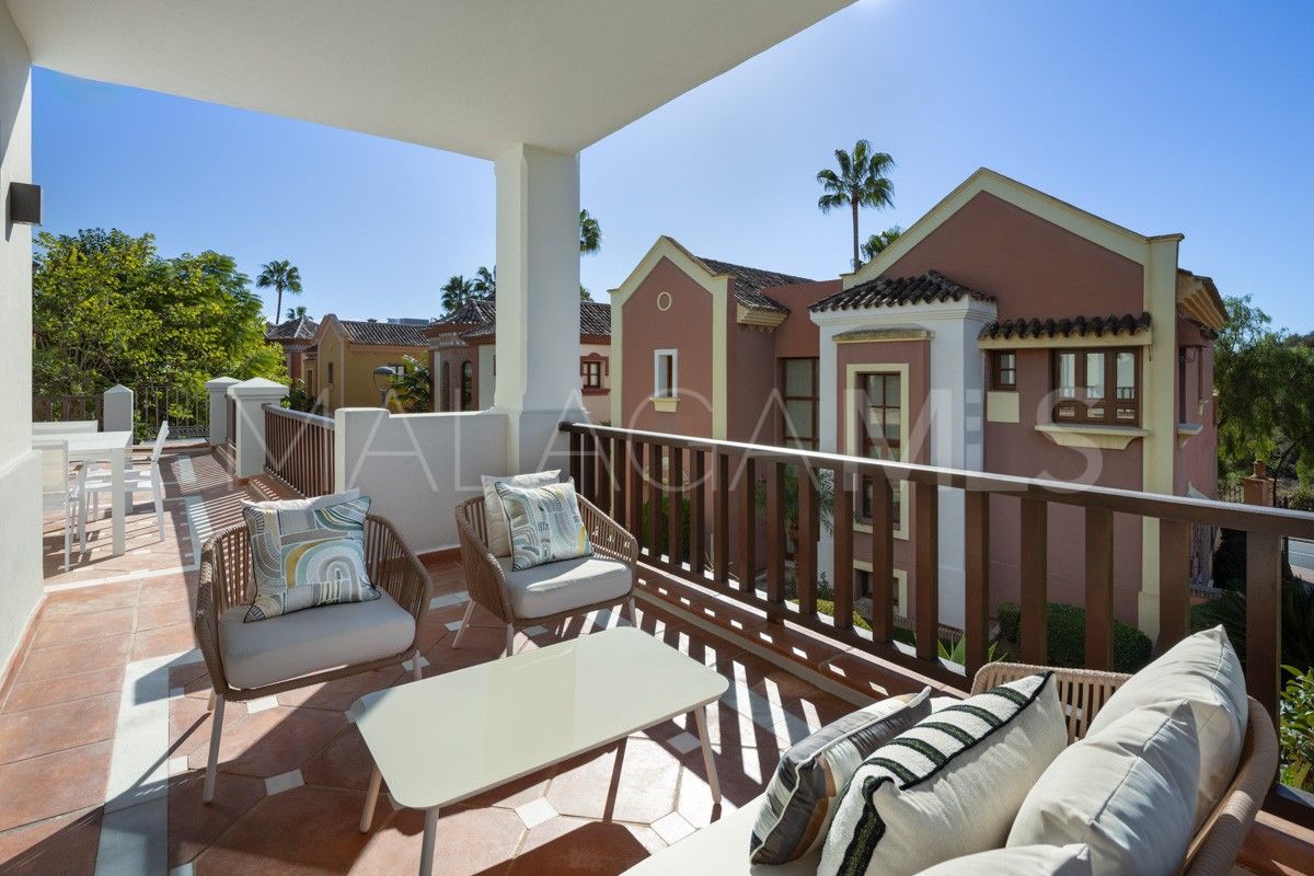 For sale 5 bedrooms town house in Marbella Golden Mile