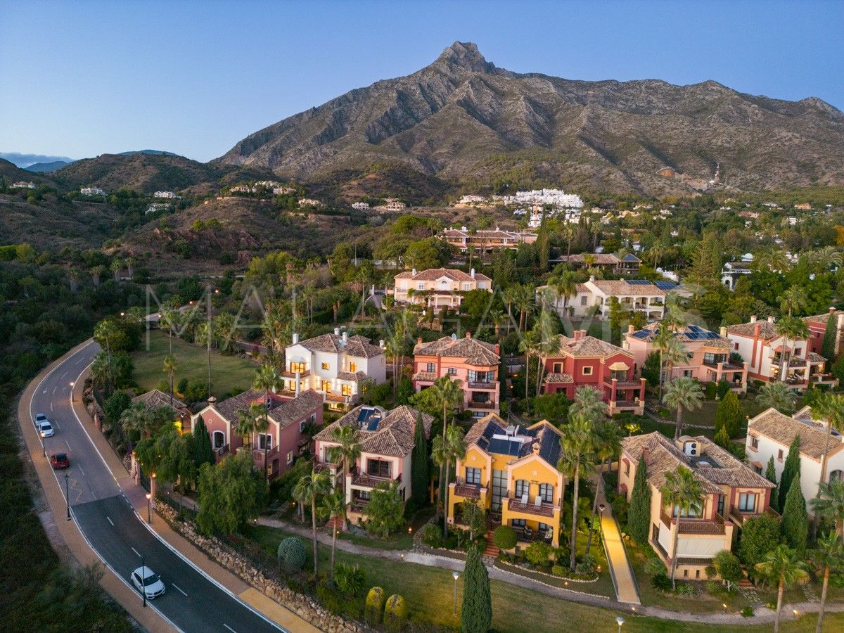 Maison de ville for sale in Marbella Golden Mile