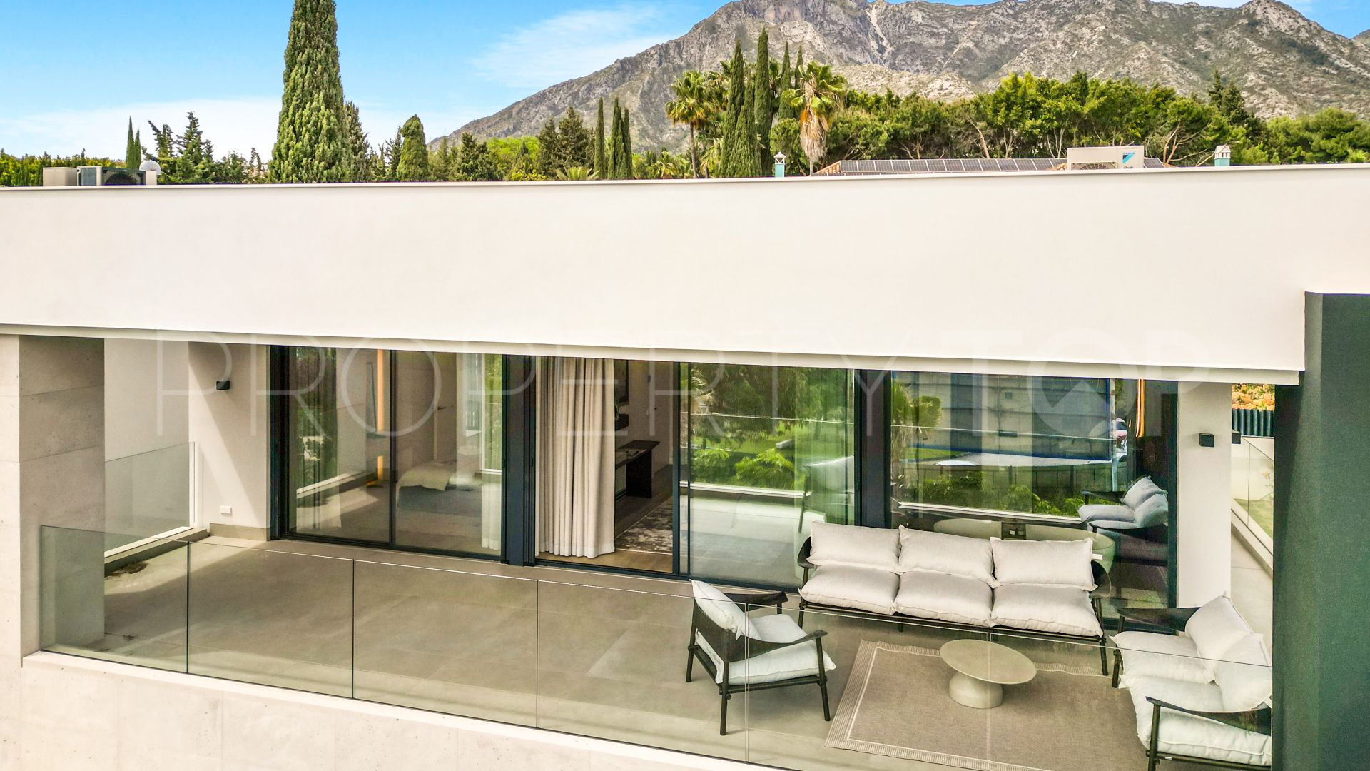 Marbella Golden Mile, villa en venta con 5 dormitorios