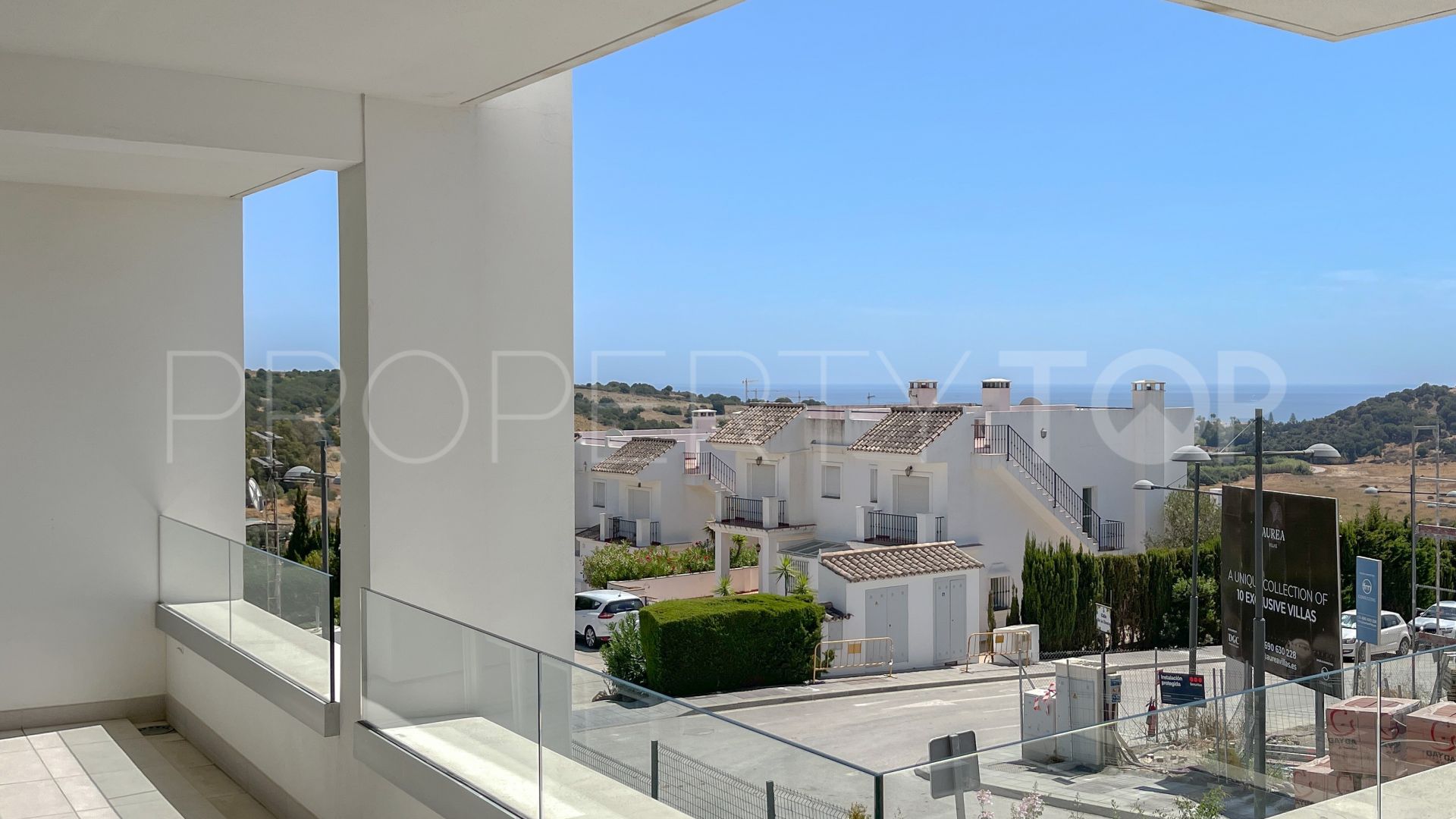 For sale apartment in Estepona Golf