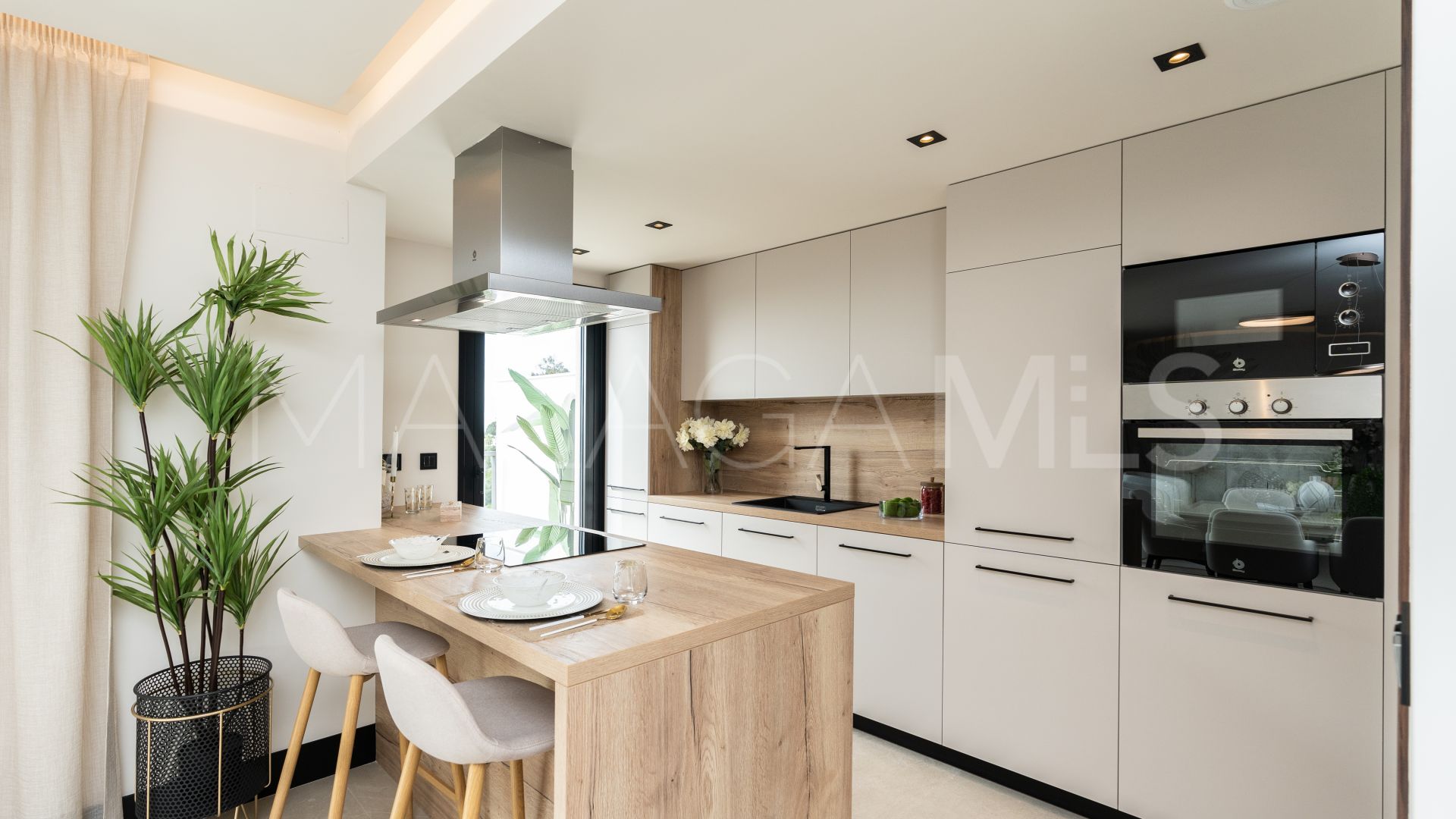 Se vende apartamento in La Cerquilla with 3 bedrooms
